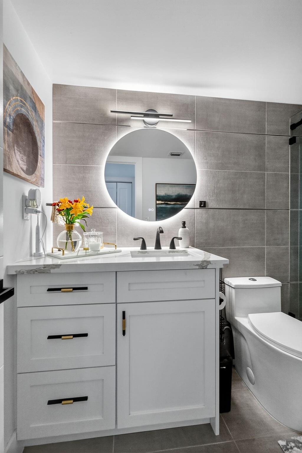 COLONY POINT - Residential