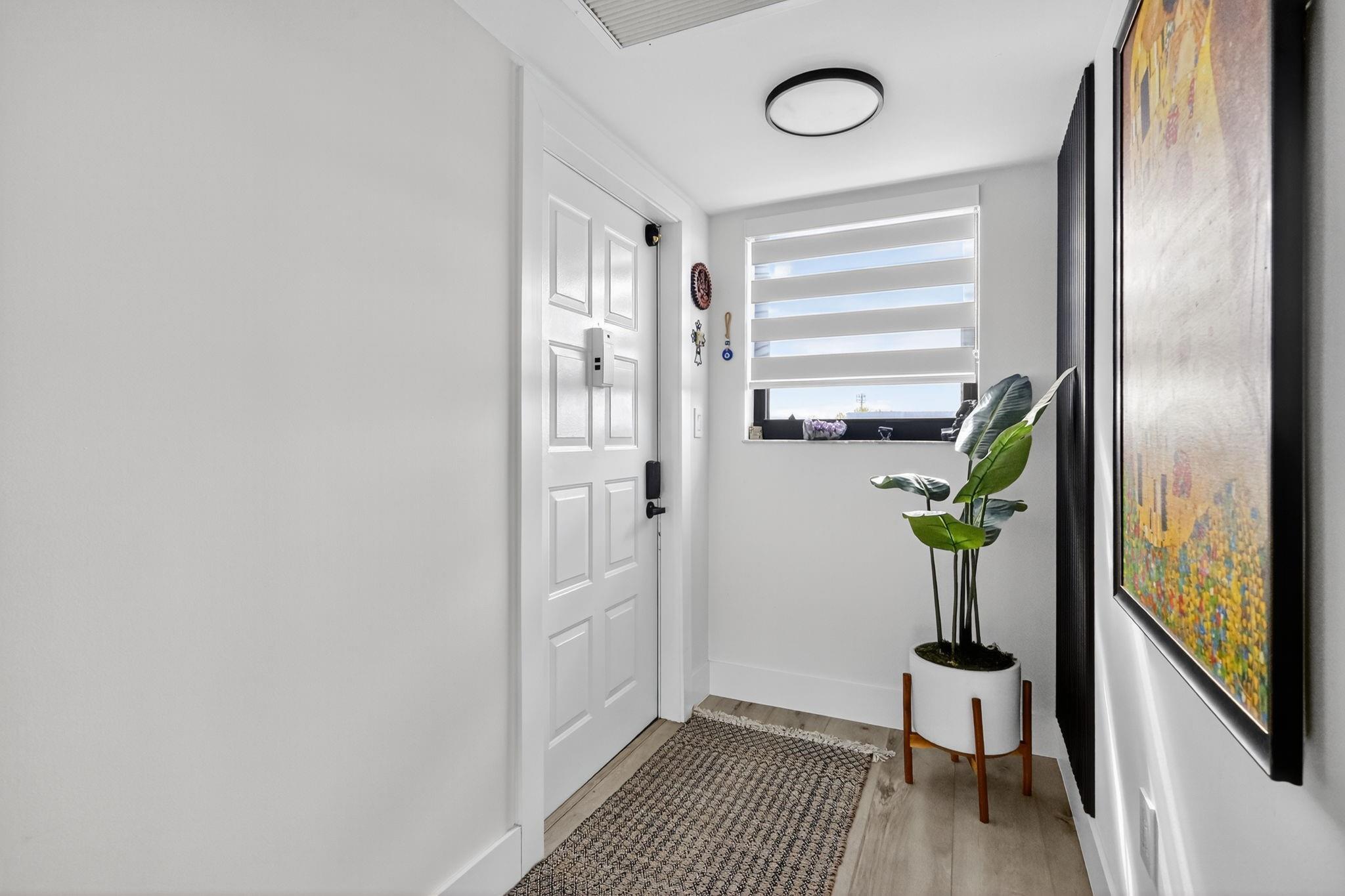 COLONY POINT - Residential