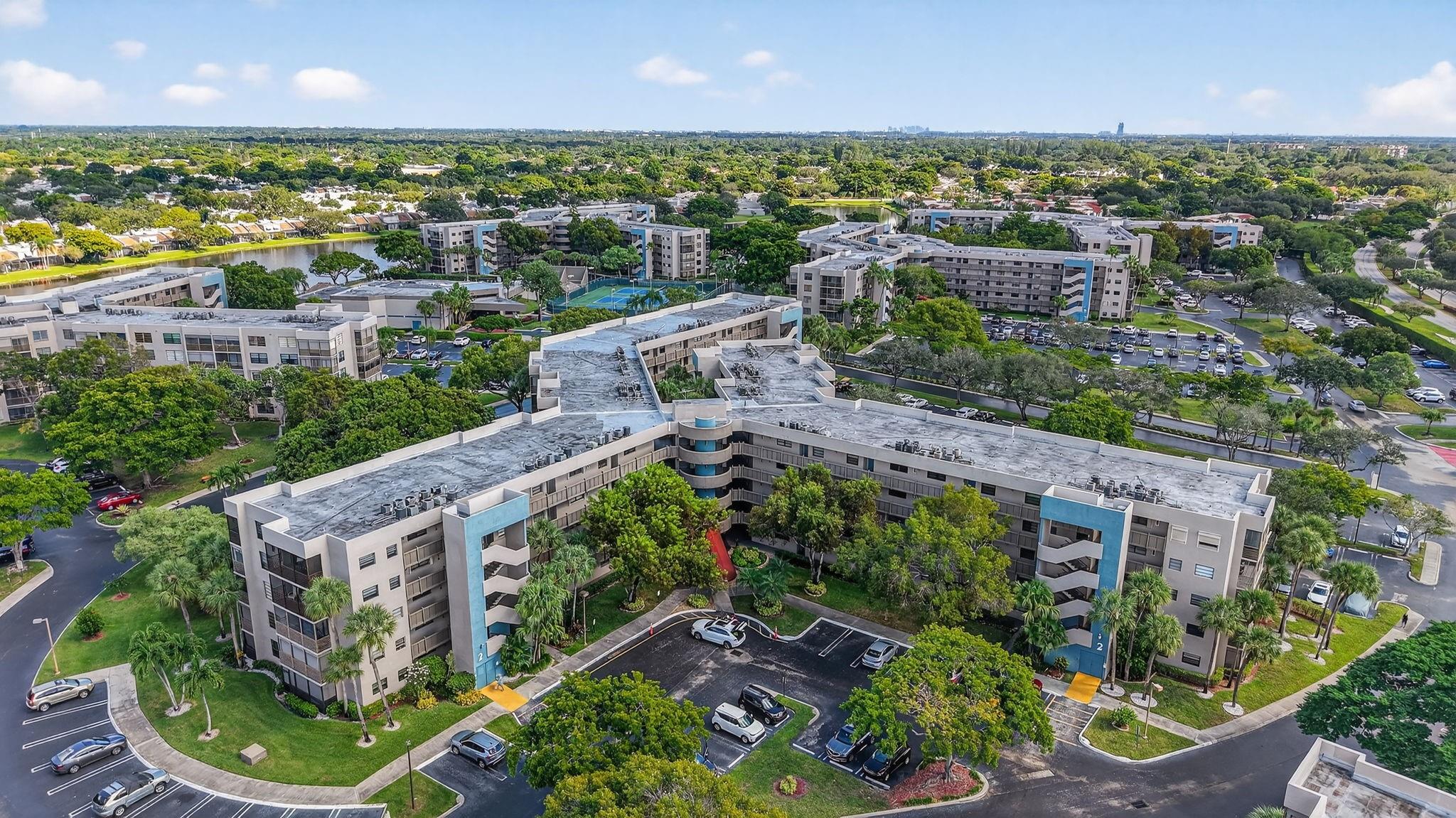 COLONY POINT - Residential