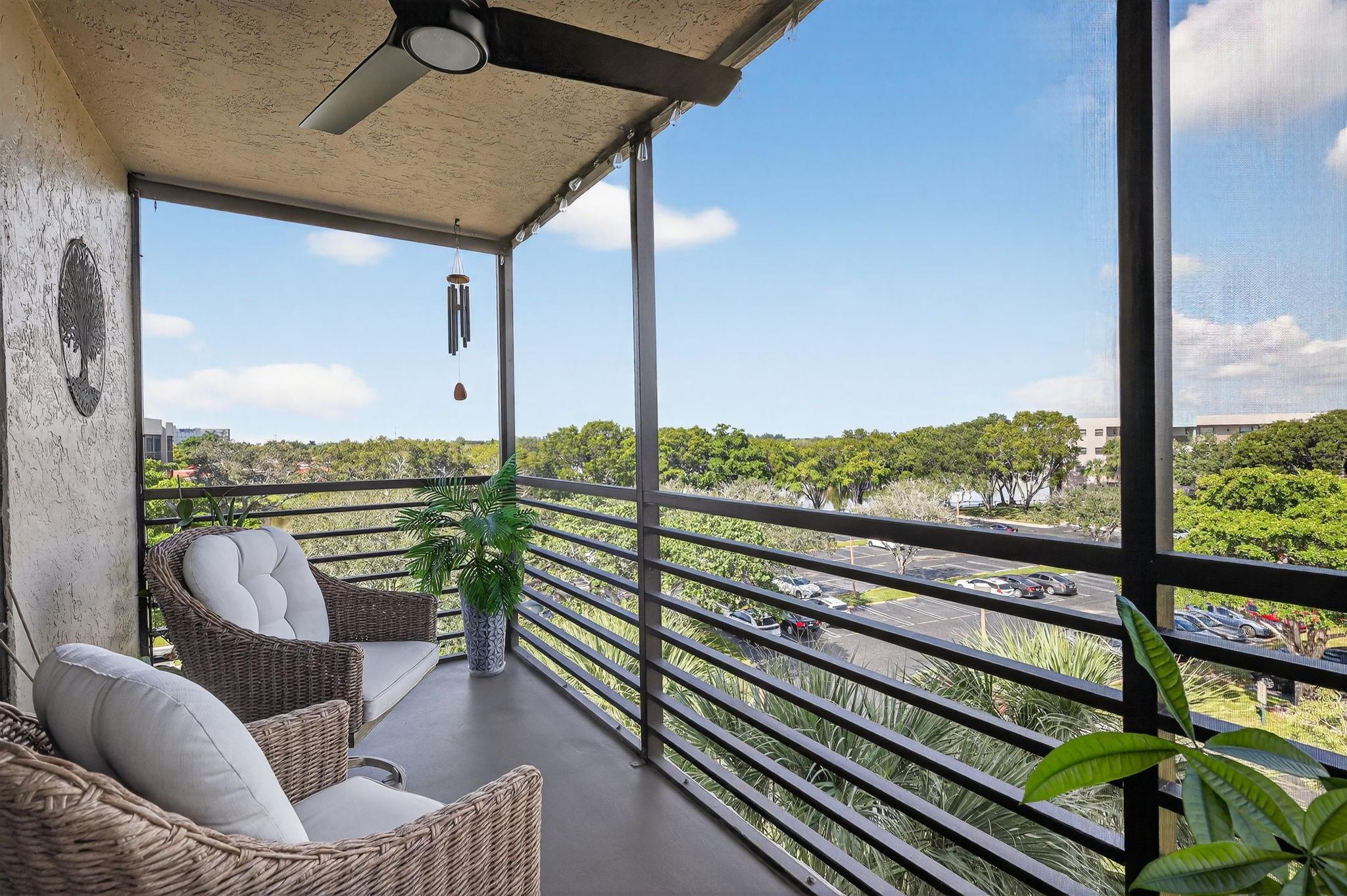 COLONY POINT - Residential