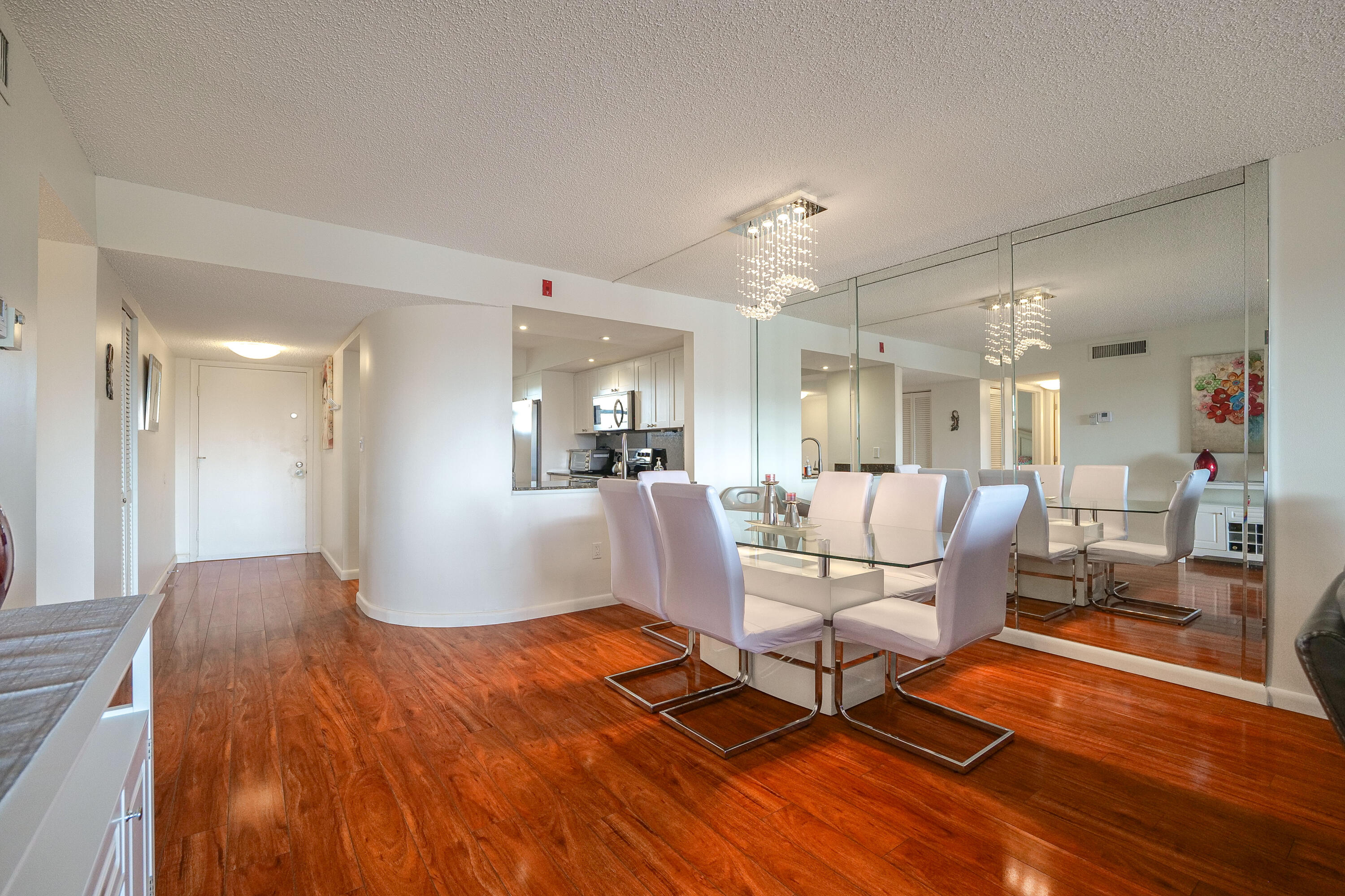 18TH HOLE AT INVERRARY - Residential