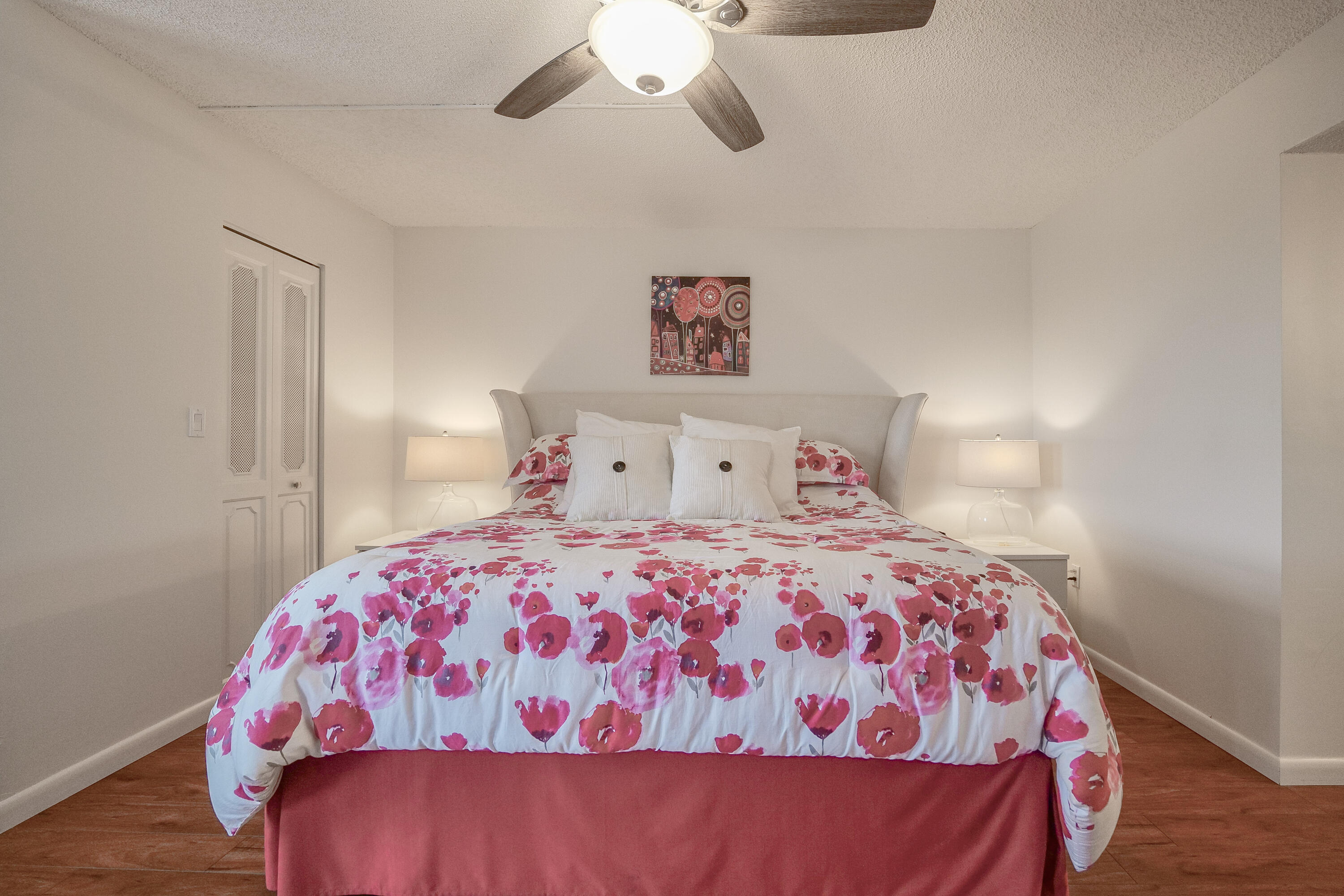 18TH HOLE AT INVERRARY - Residential