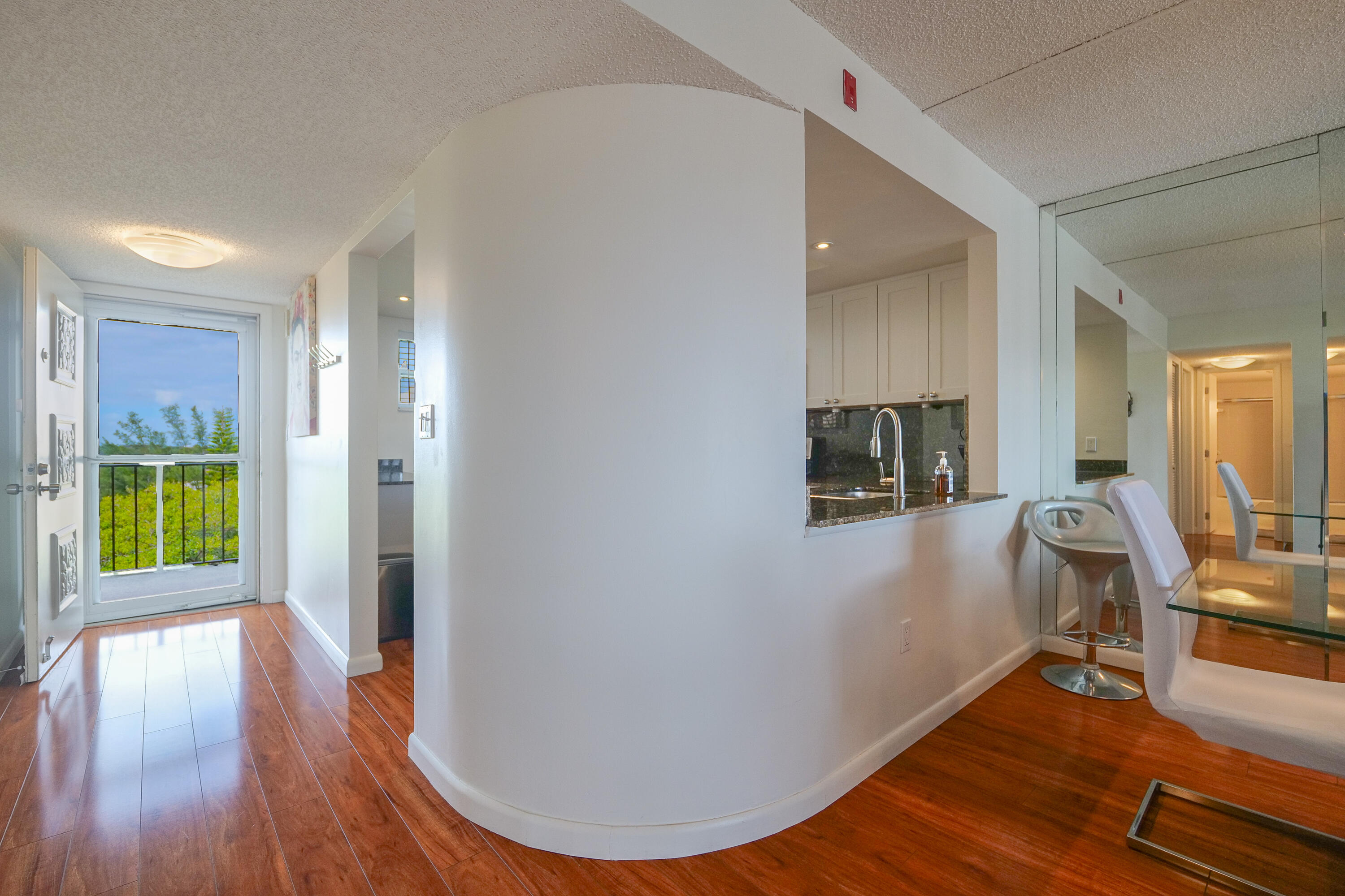 18TH HOLE AT INVERRARY - Residential