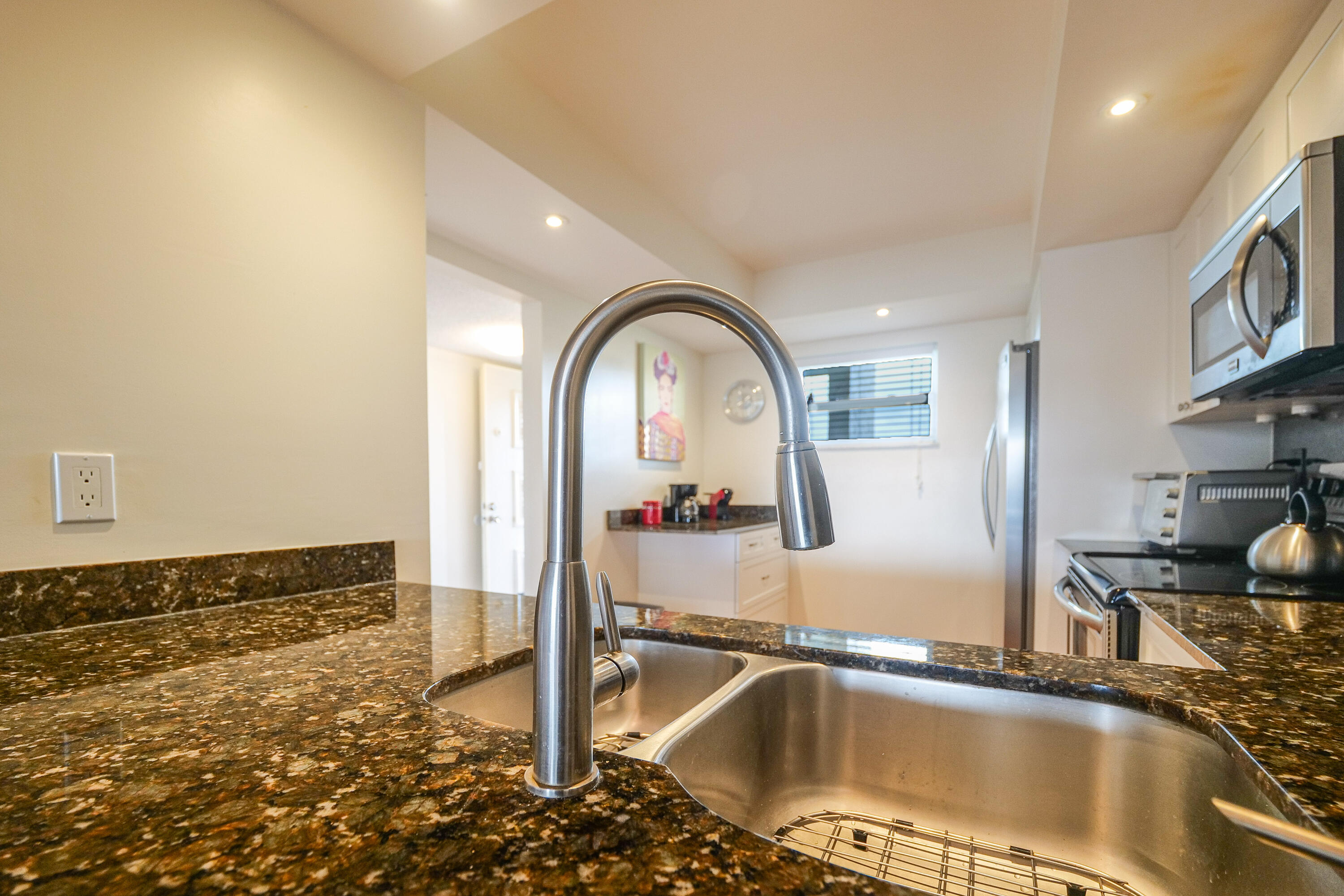 18TH HOLE AT INVERRARY - Residential