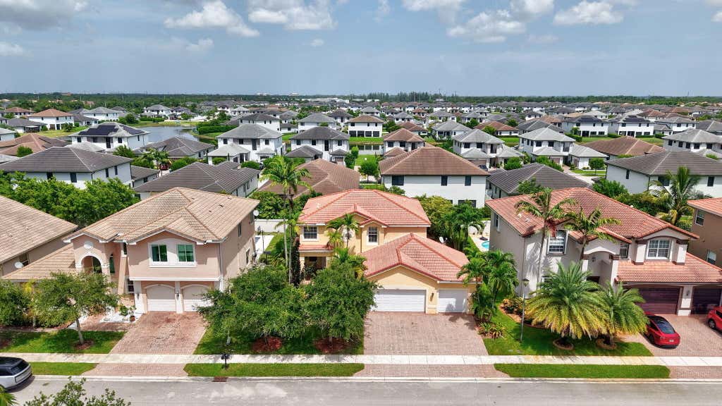 Photo of 4225 SW 179TH Way, Miramar, FL 33029 (MLS # B26065193)