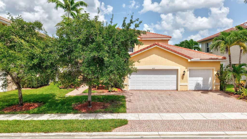 Photo of 4225 SW 179TH Way, Miramar, FL 33029 (MLS # B26065193)