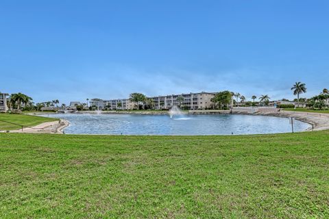 A home in Lake Worth