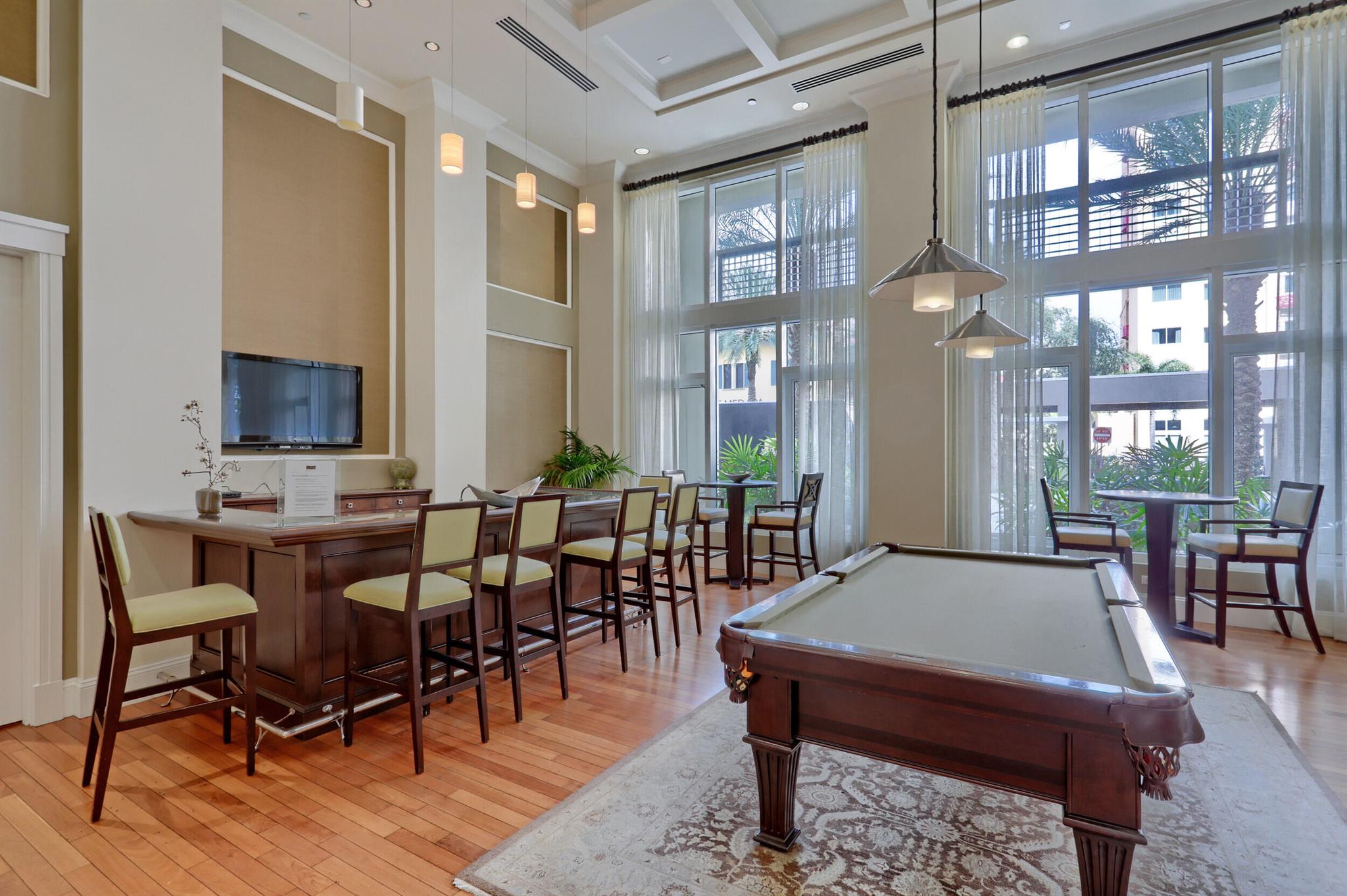 CITY PALMS CONDO - Residential Lease