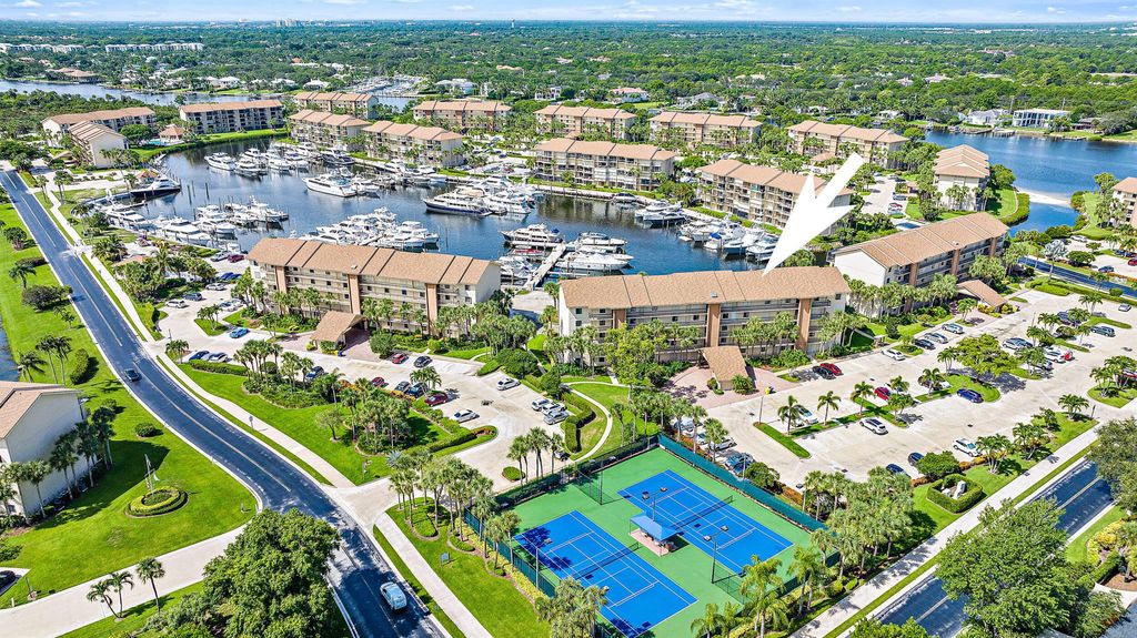 Photo of 1501 Marina Isle Way #305, Jupiter, FL 33477 (MLS # R10914384)