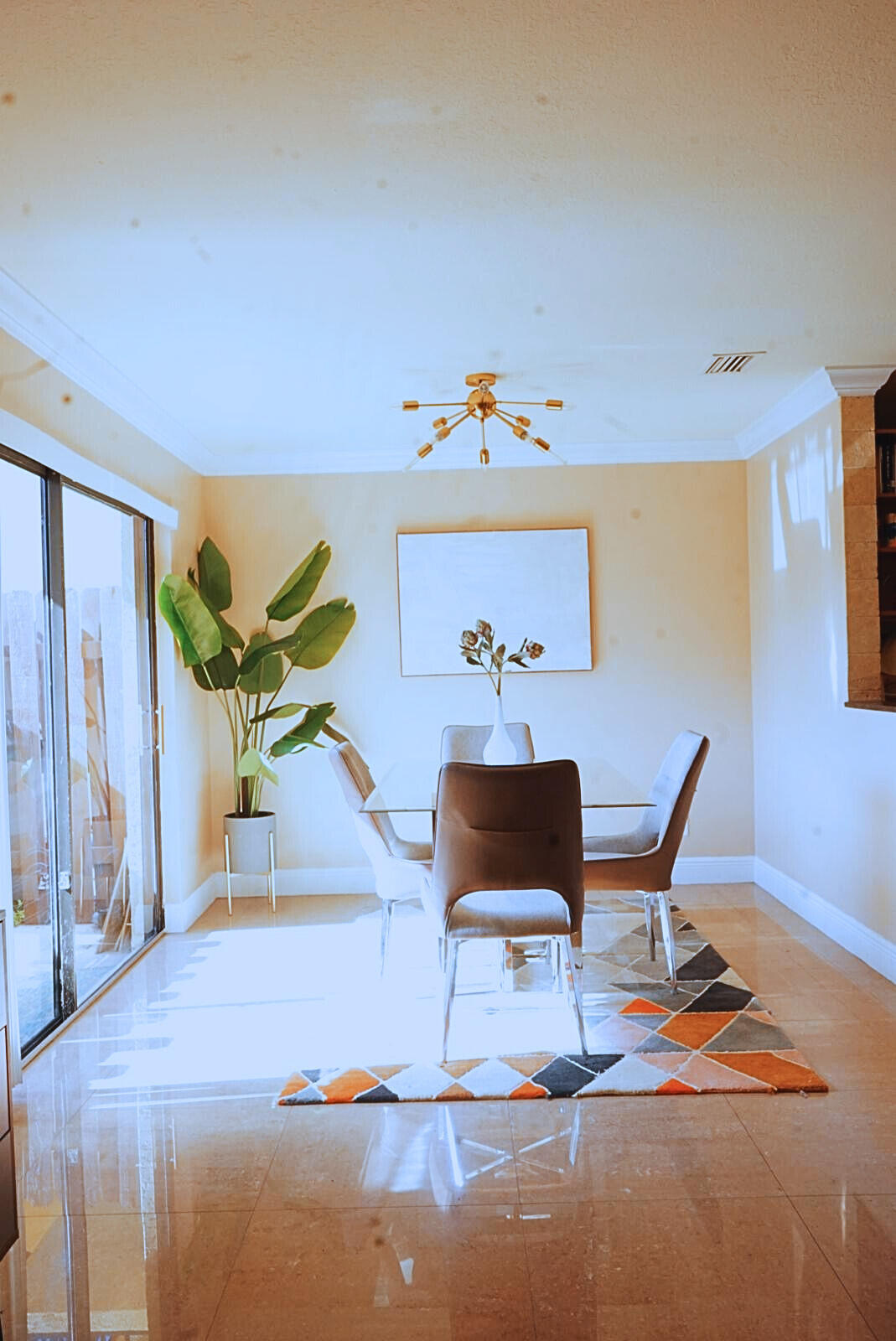 ISLAND HOUSE - Residential