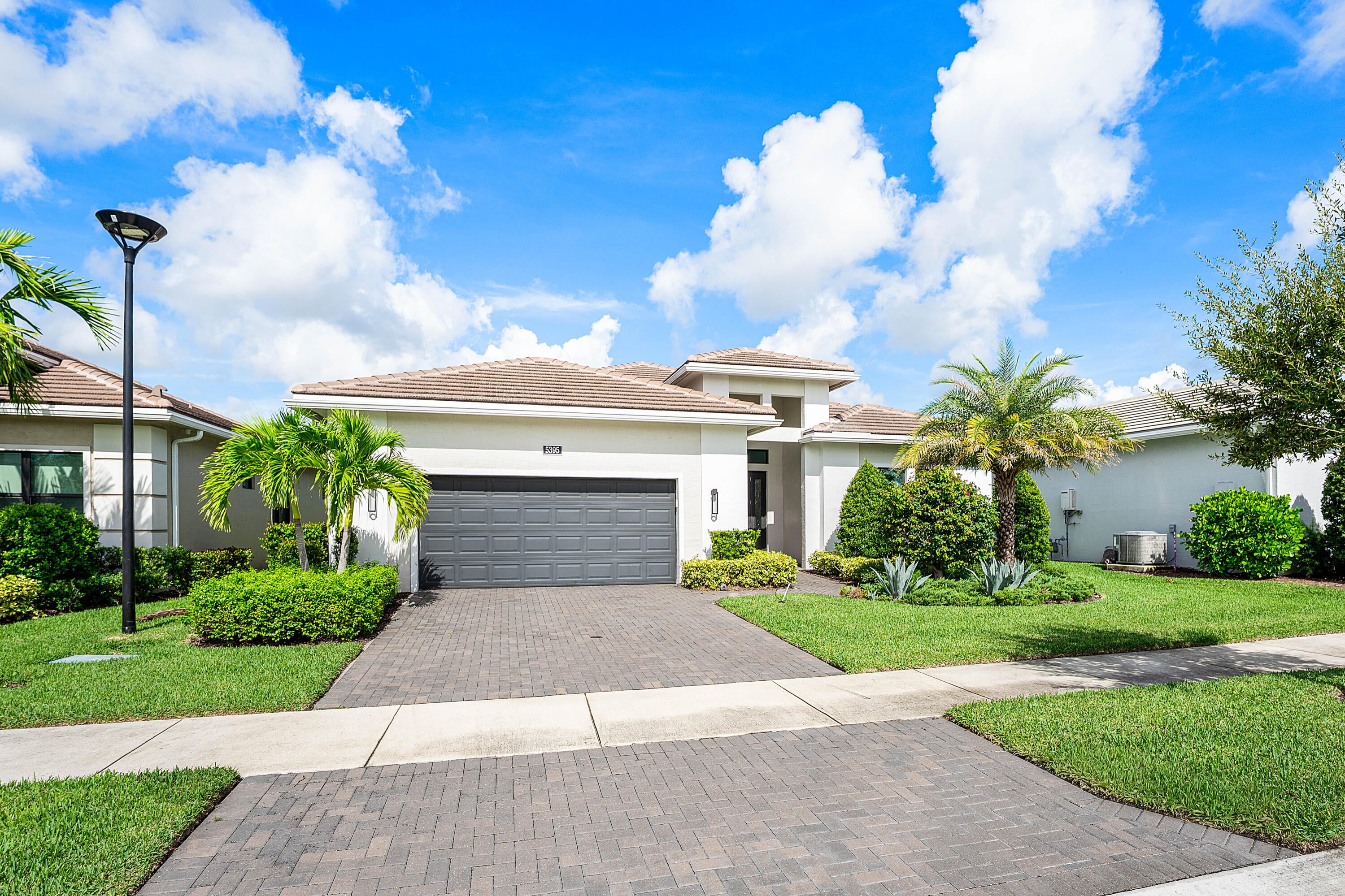 Properties 5395 St Vincent Lane