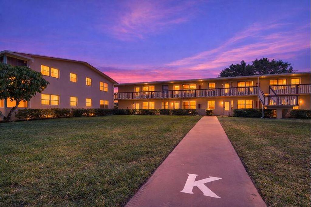 Photo of 229 Chatham K, West Palm Beach, FL 33417 (MLS # R11153220)