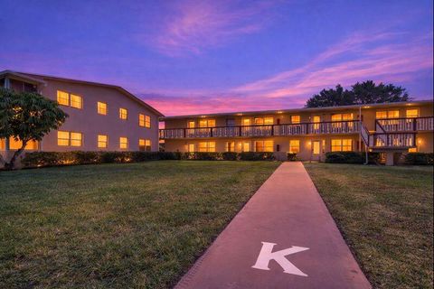 229 Chatham K West Palm Beach FL 33417