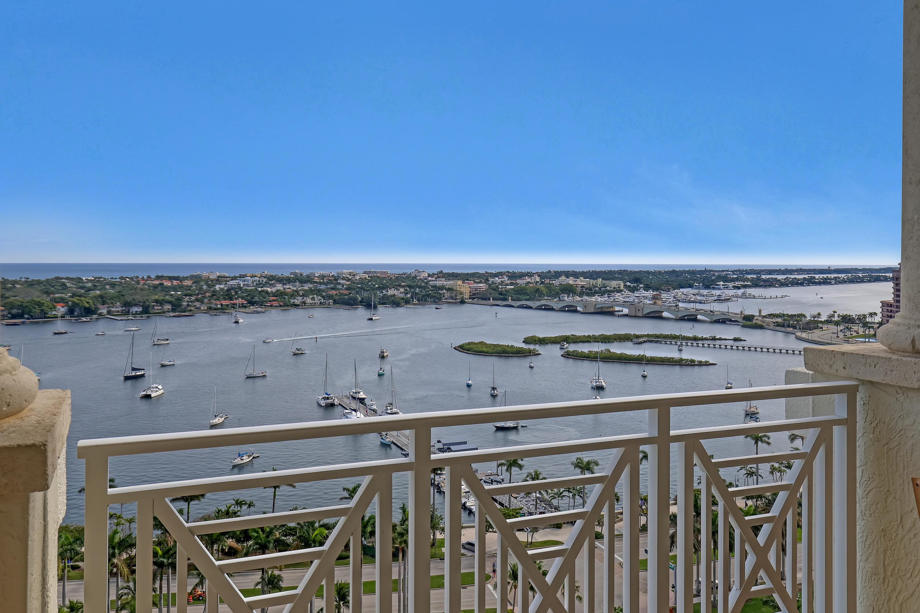 ESPLANADE GRANDE CONDO - Residential