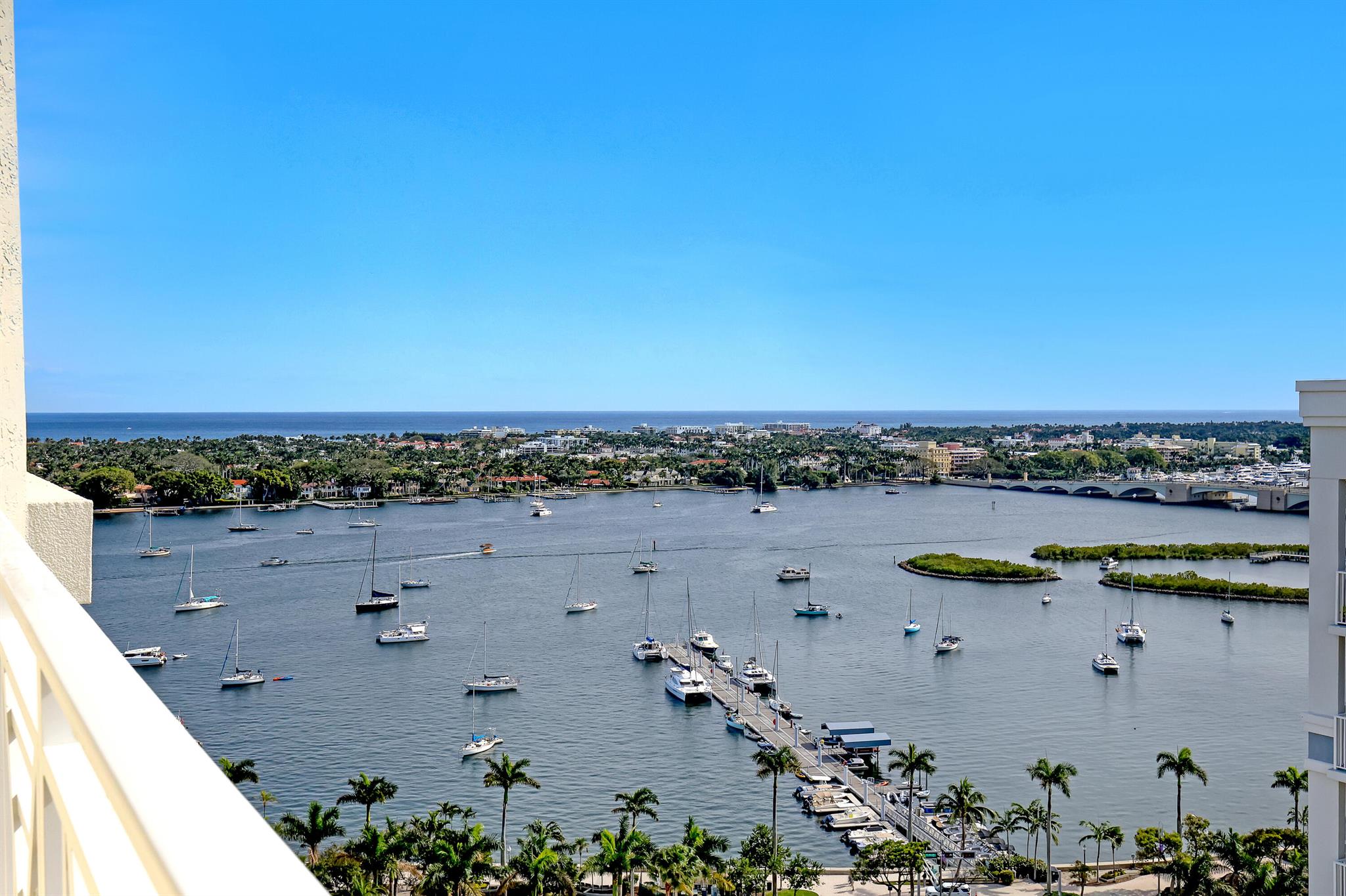 ESPLANADE GRANDE CONDO - Residential