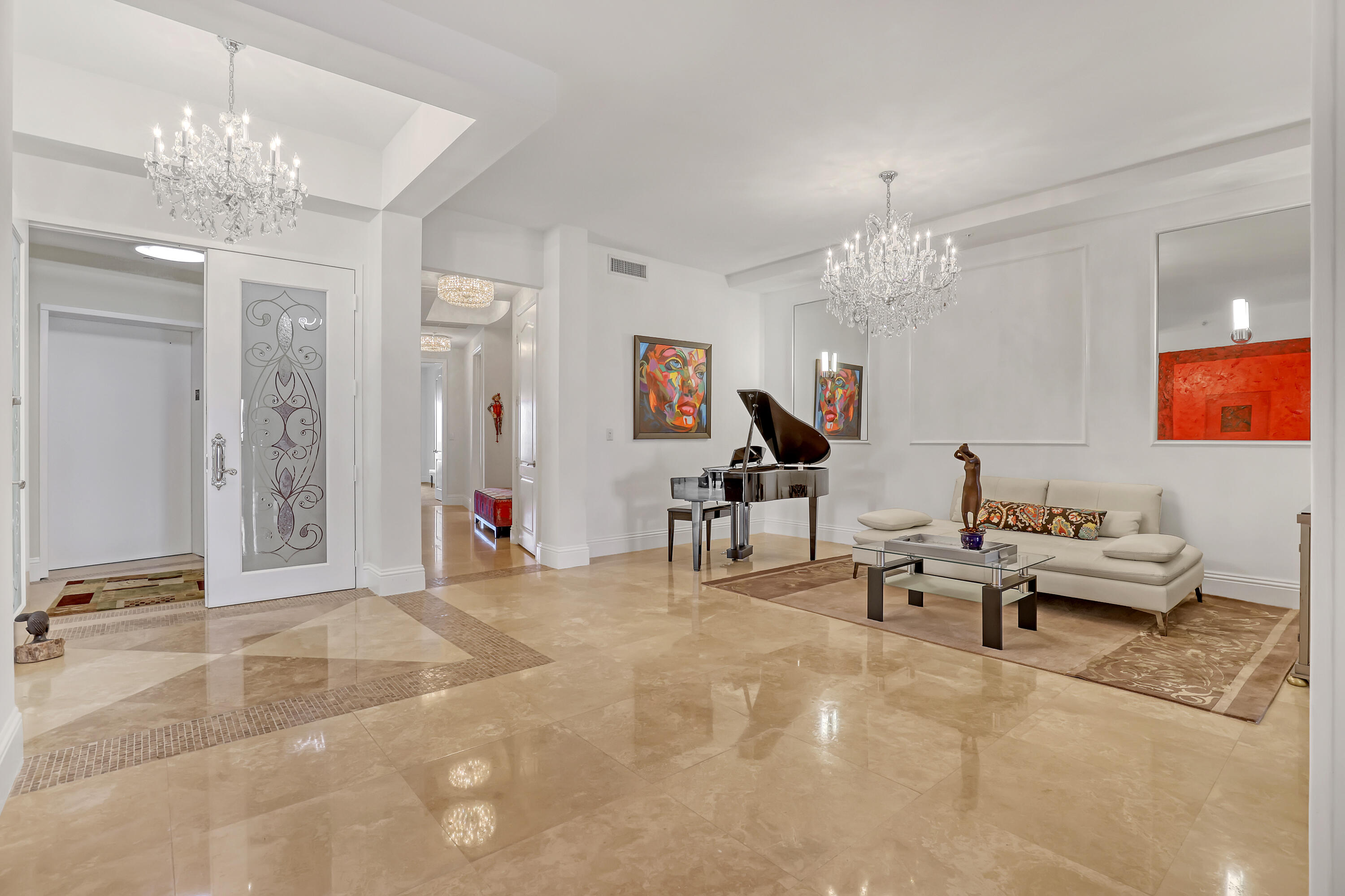 ESPLANADE GRANDE CONDO - Residential