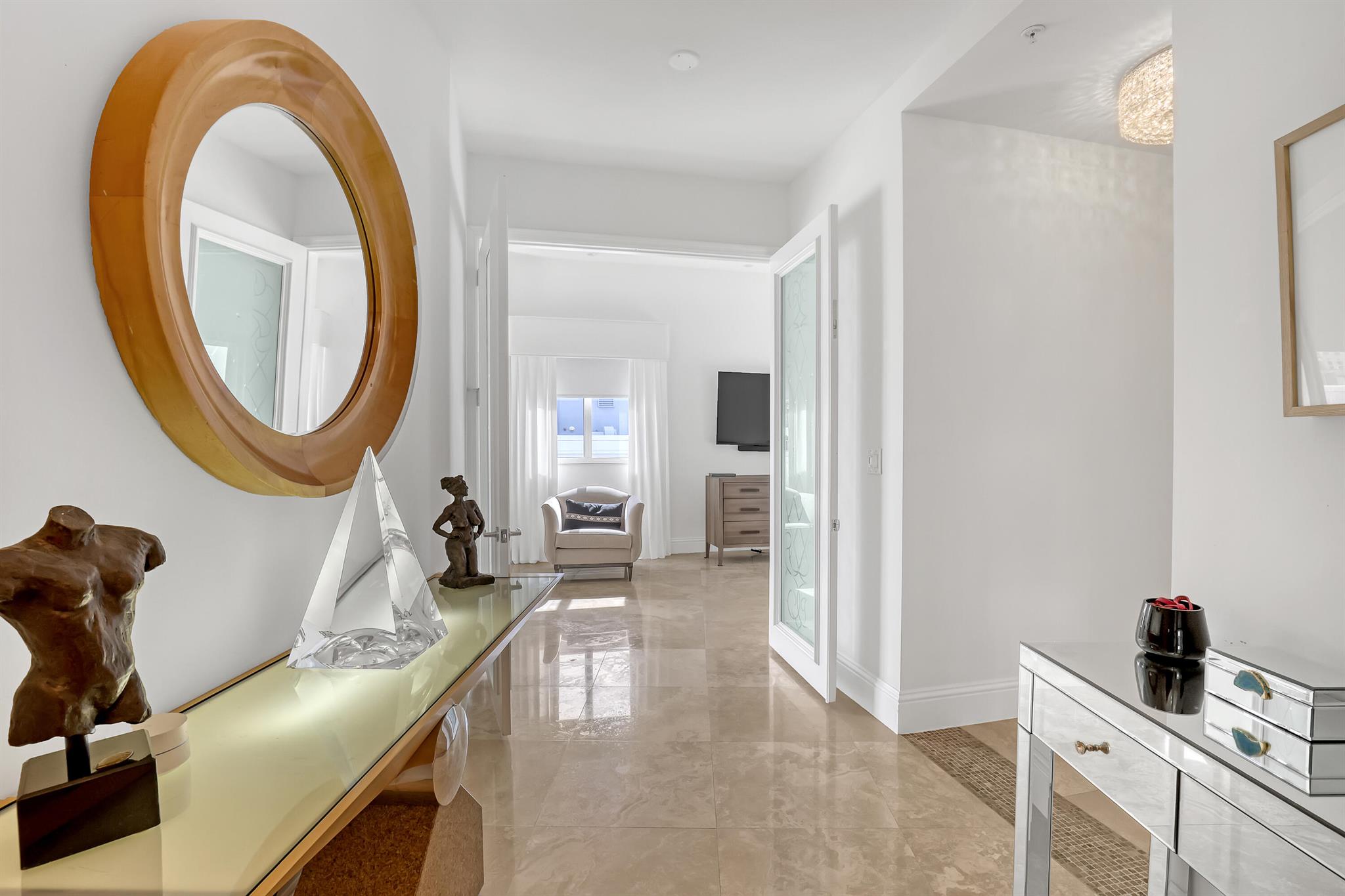 ESPLANADE GRANDE CONDO - Residential