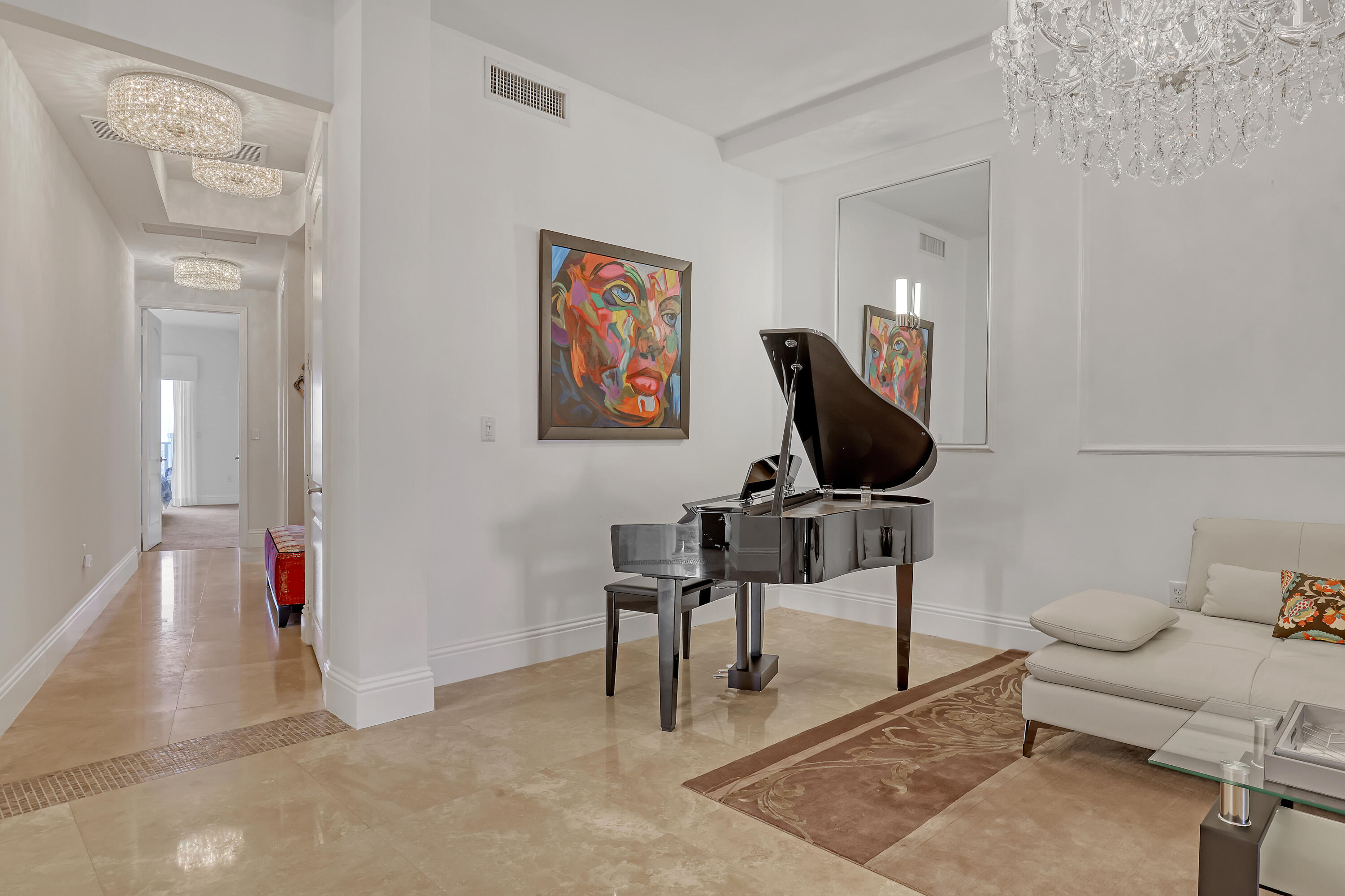 ESPLANADE GRANDE CONDO - Residential