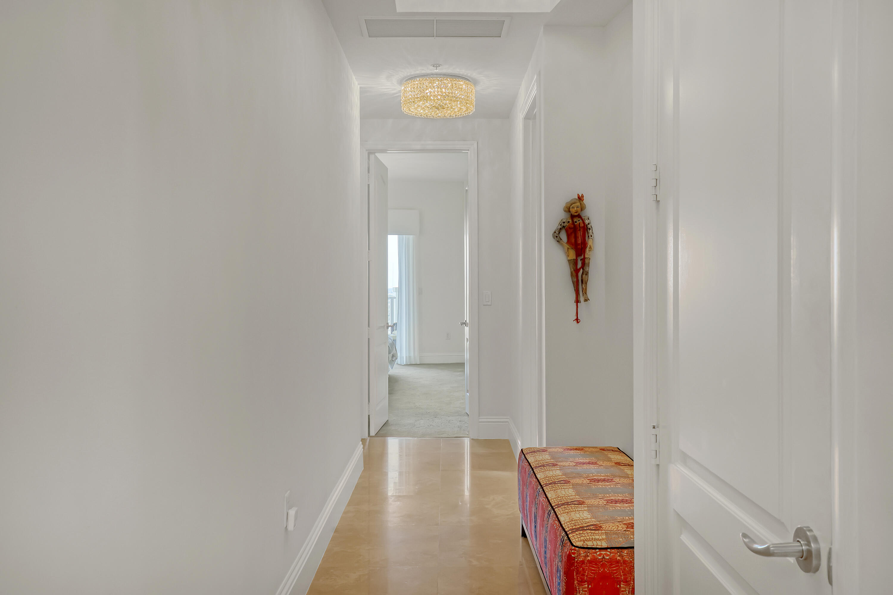 ESPLANADE GRANDE CONDO - Residential