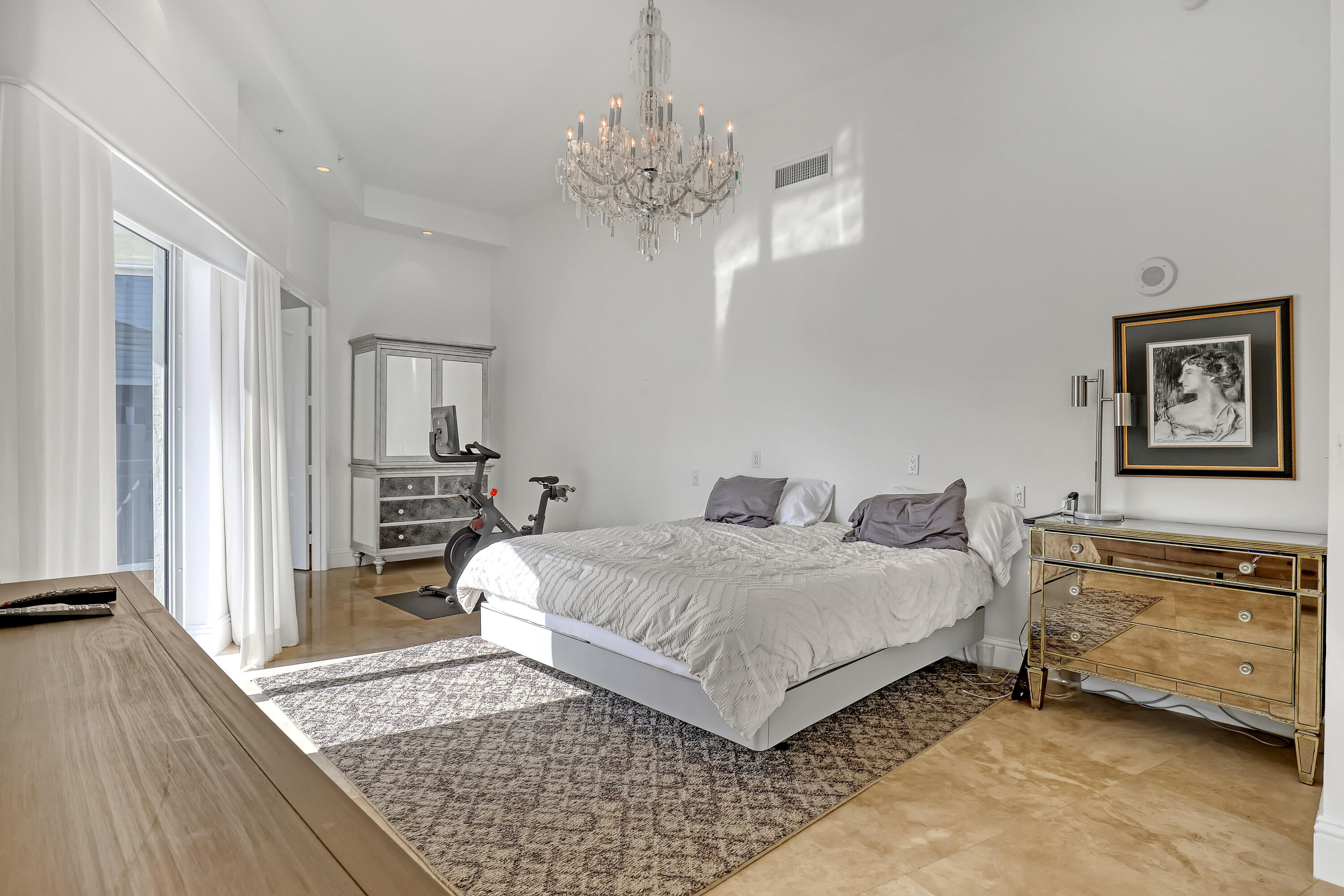 ESPLANADE GRANDE CONDO - Residential