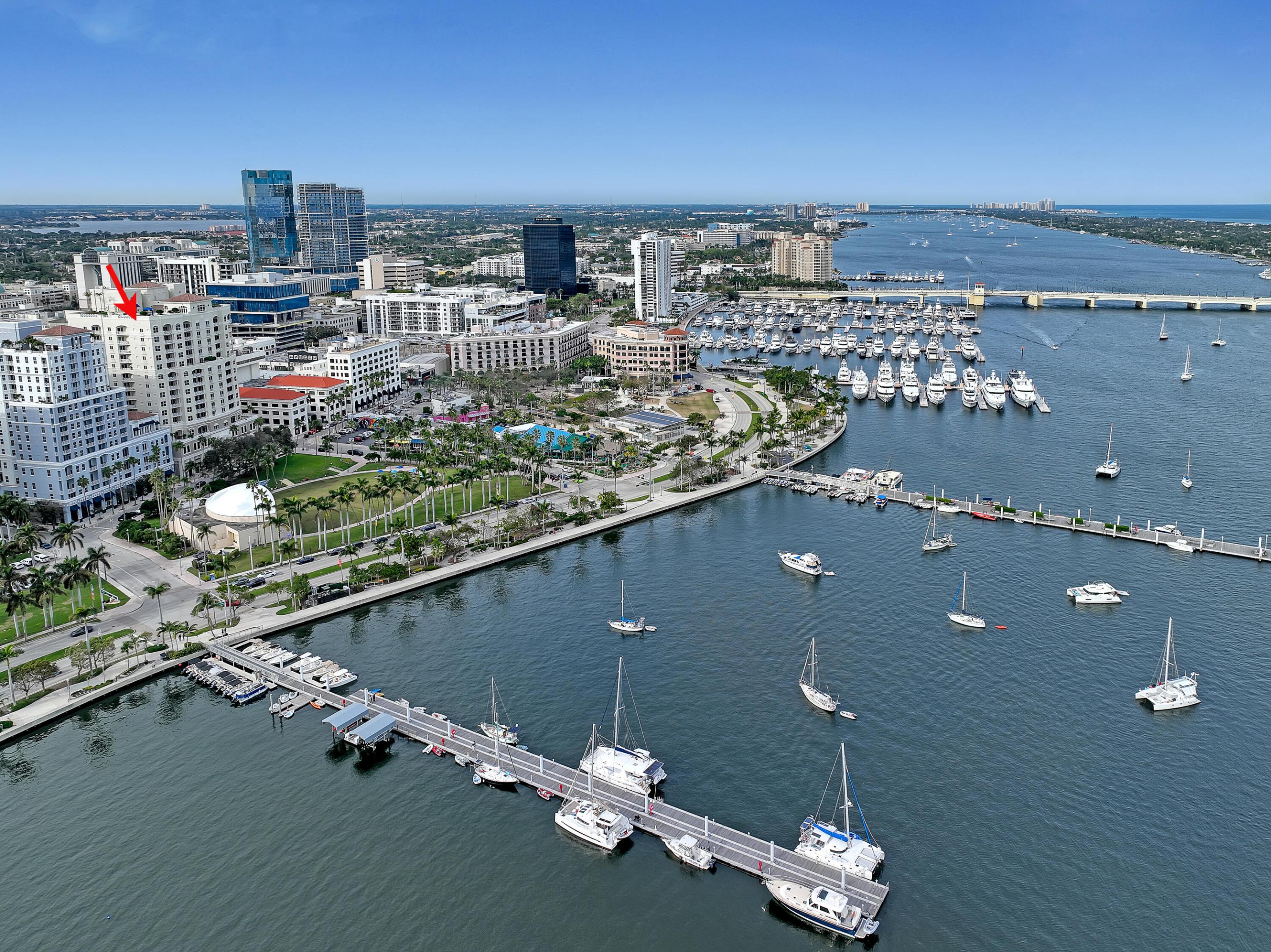 ESPLANADE GRANDE CONDO - Residential