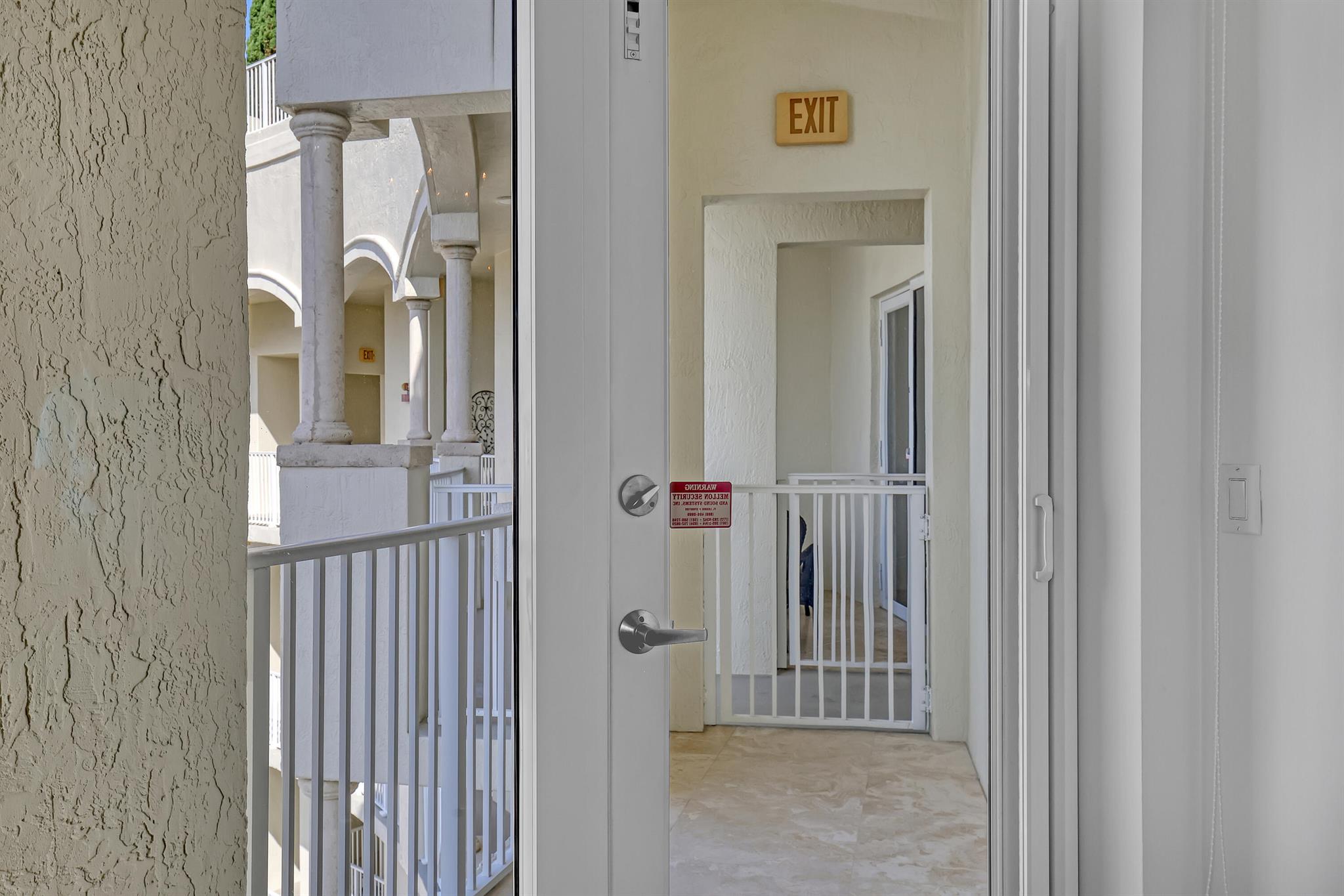 ESPLANADE GRANDE CONDO - Residential