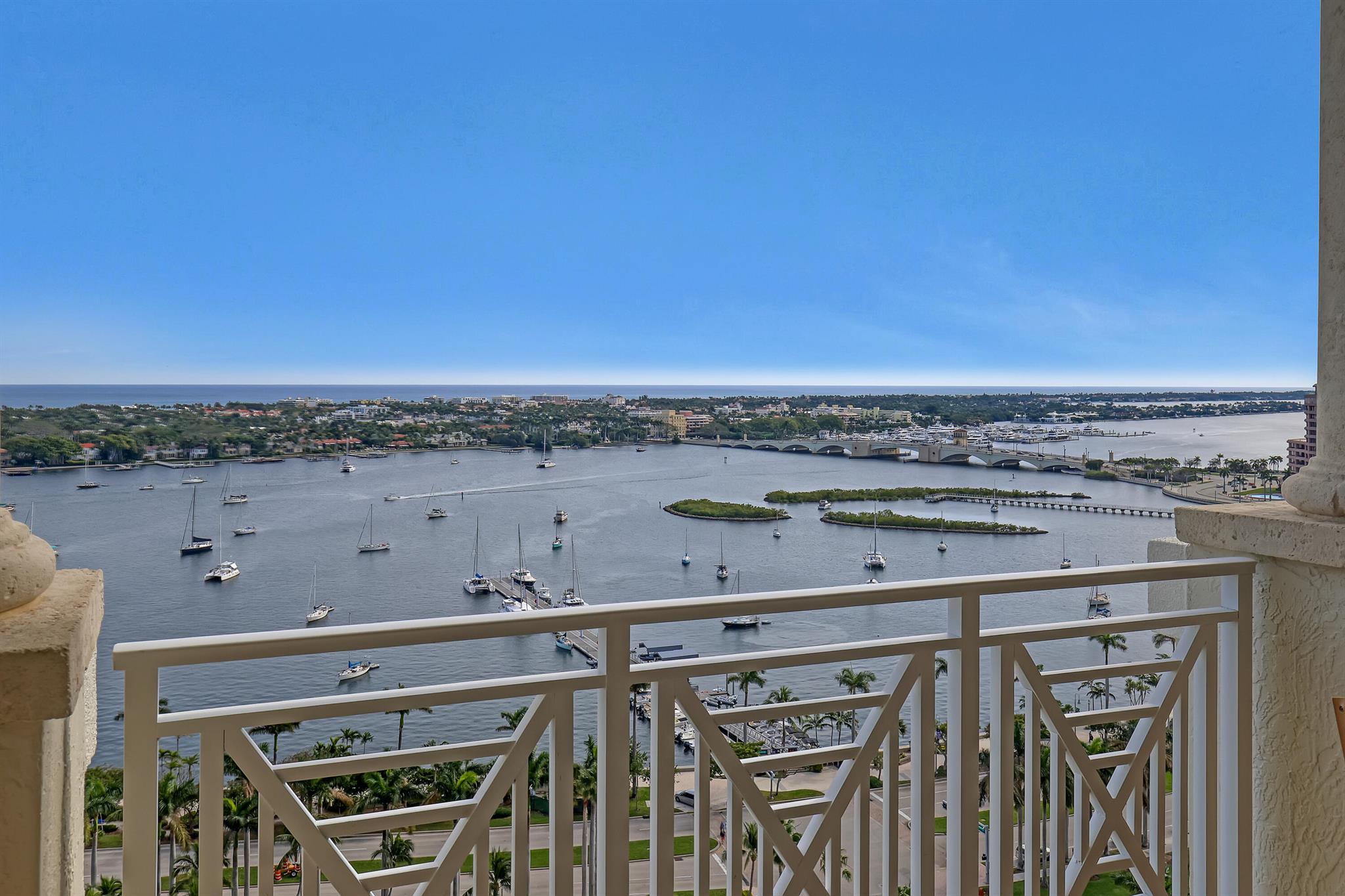 ESPLANADE GRANDE CONDO - Residential