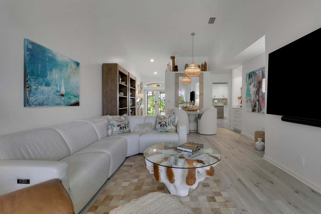 Photo of 8925 SE Riverfront Terrace, Tequesta, FL 33469 (MLS # B26068846)