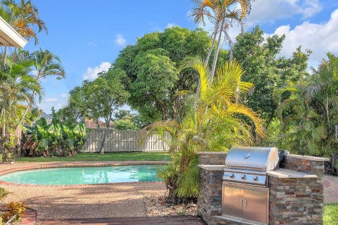 Tiny photo for 4120 NW 106TH Avenue, Coral Springs, FL 33065 (MLS # B26072232)