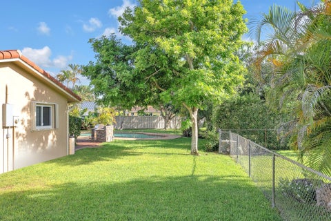 Tiny photo for 4120 NW 106TH Avenue, Coral Springs, FL 33065 (MLS # B26072232)