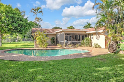 Tiny photo for 4120 NW 106TH Avenue, Coral Springs, FL 33065 (MLS # B26072232)