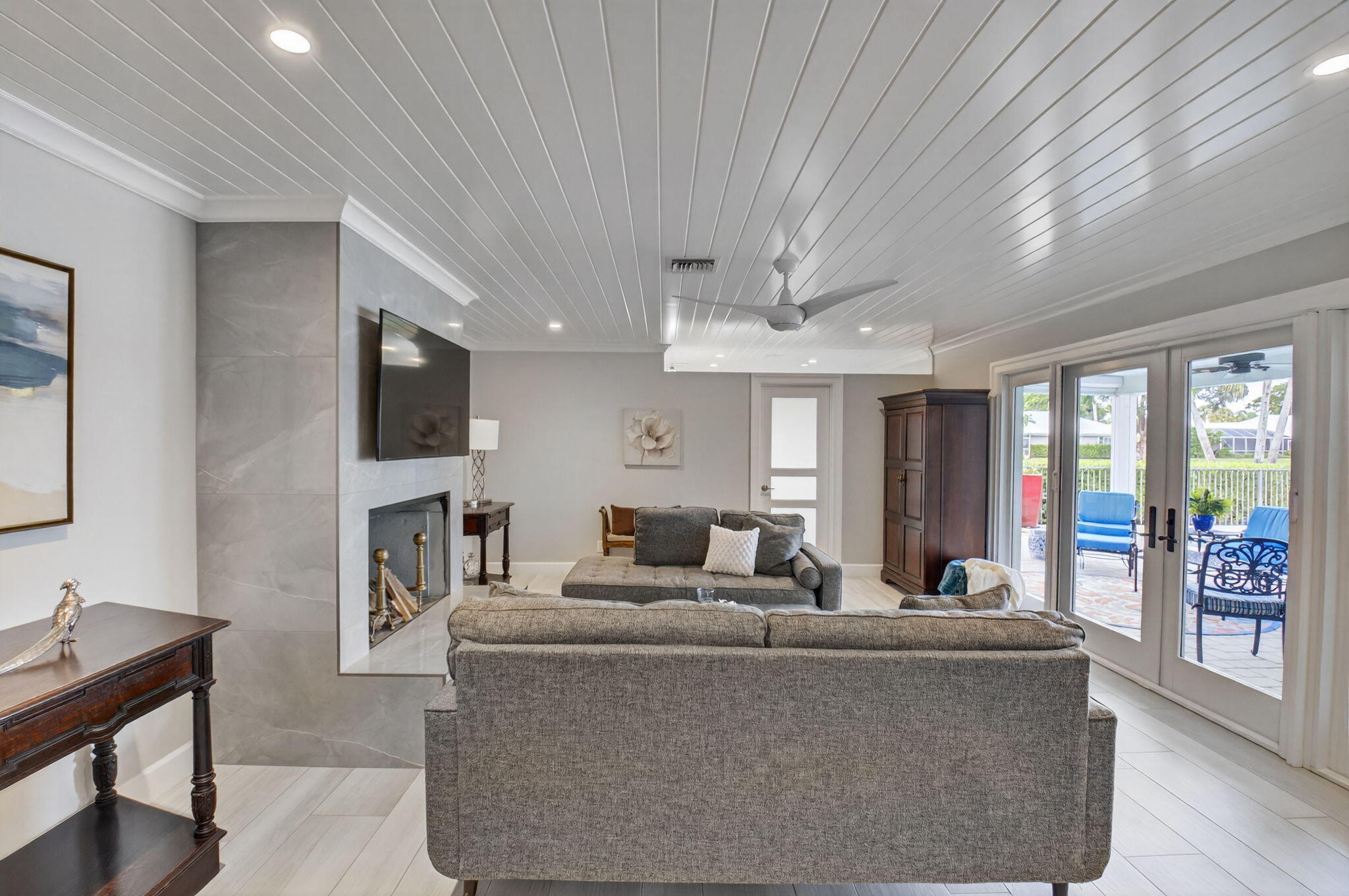 DELRAY DUNES FIRST SEC - Residential