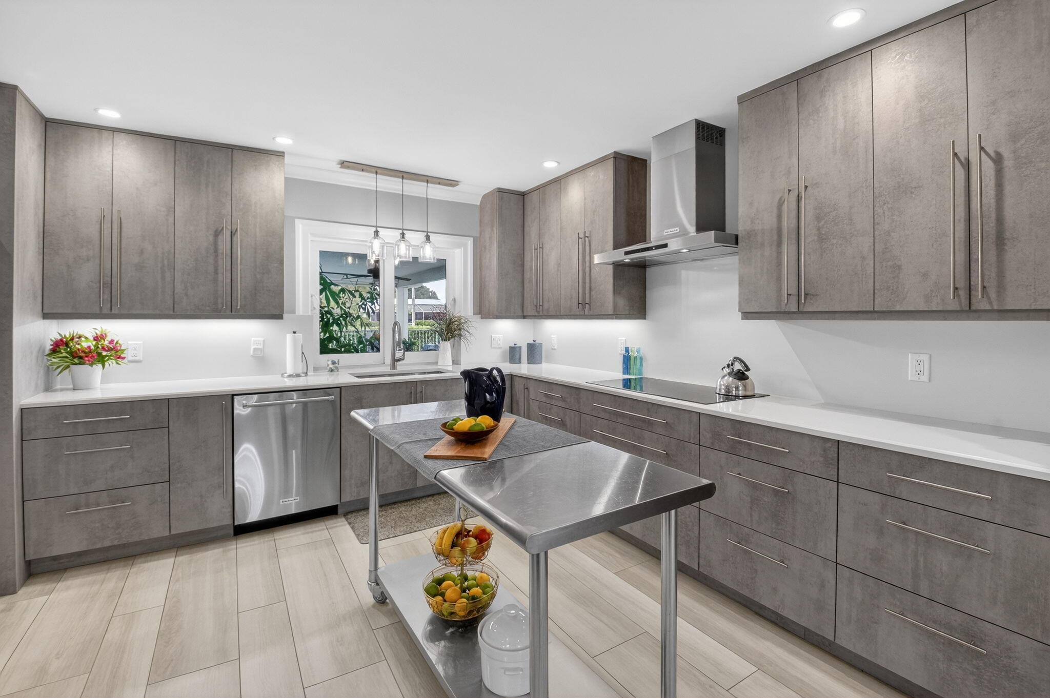 DELRAY DUNES FIRST SEC - Residential