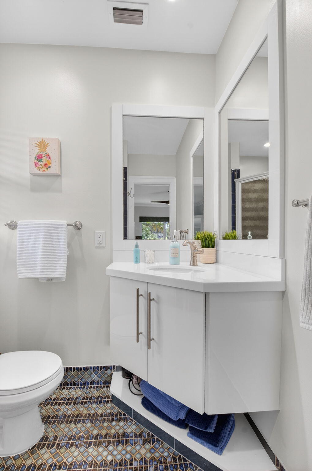 DELRAY DUNES FIRST SEC - Residential