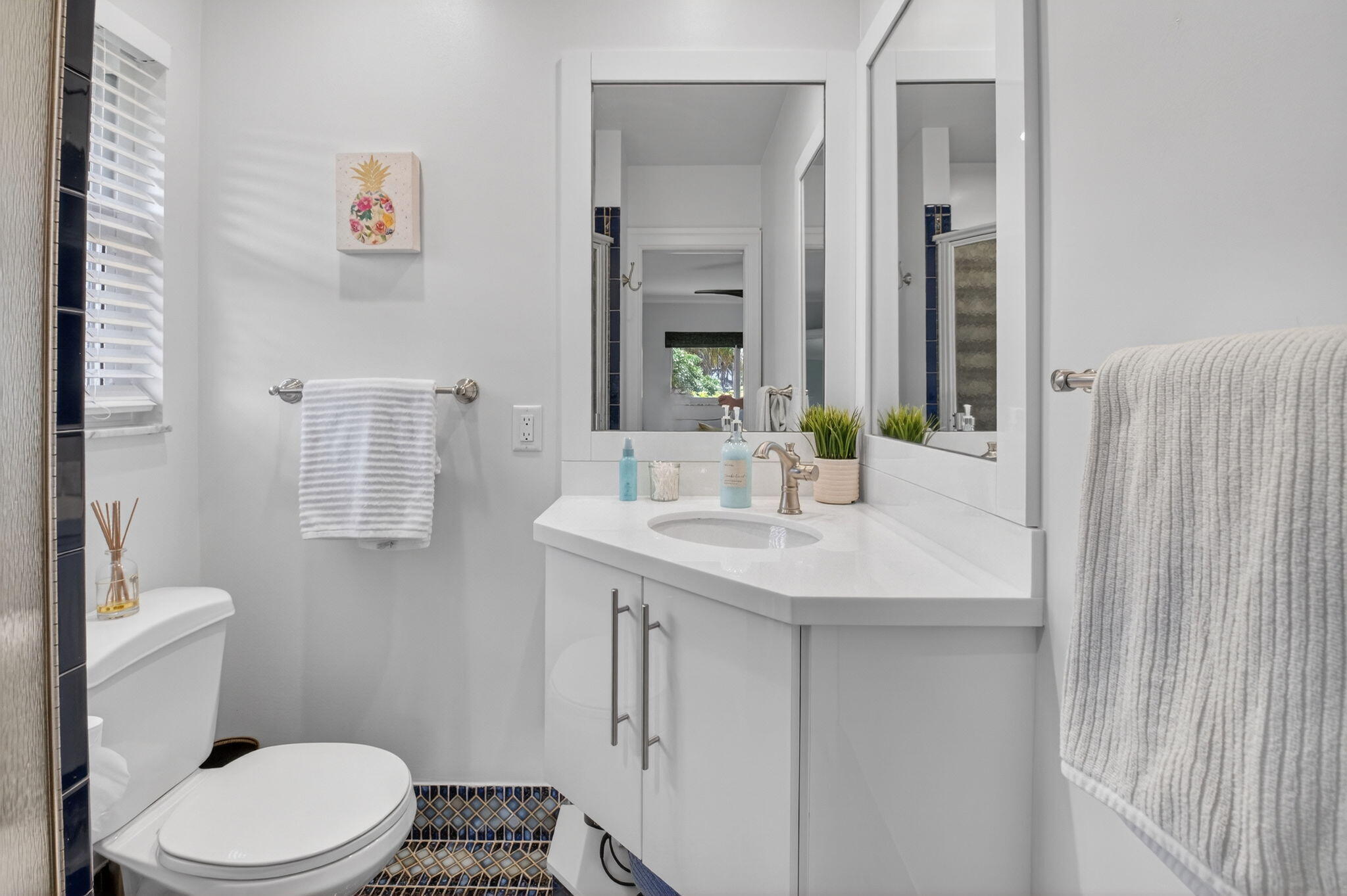 DELRAY DUNES FIRST SEC - Residential