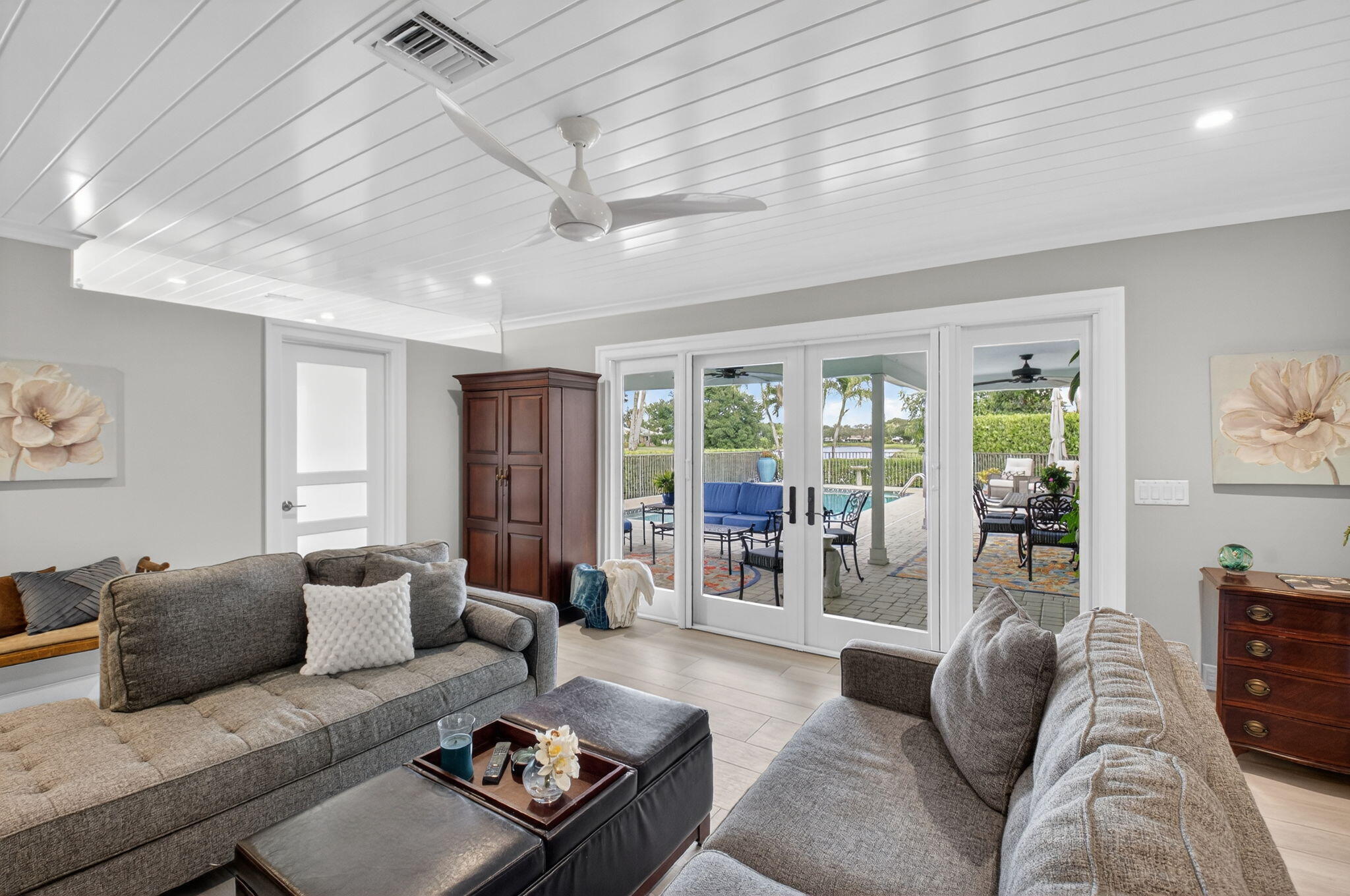 DELRAY DUNES FIRST SEC - Residential