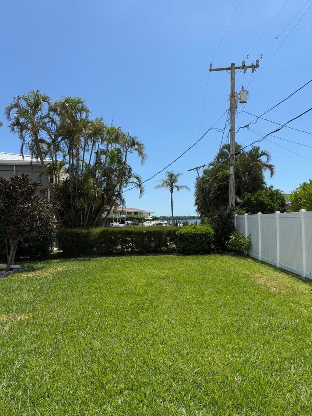 Photo of 118 Yacht Club Drive #1, North Palm Beach, FL 33408 (MLS # R11169408)