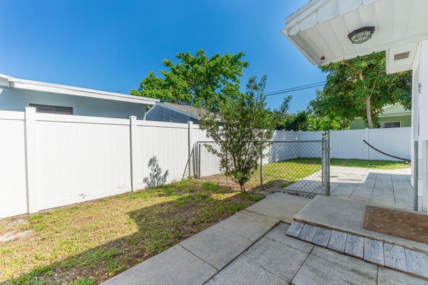 214 NE 11TH ST # B, DELRAY BEACH, FL 33444 - Image bd36c77c85425f6eb746763e5ce6f0ec/963002234