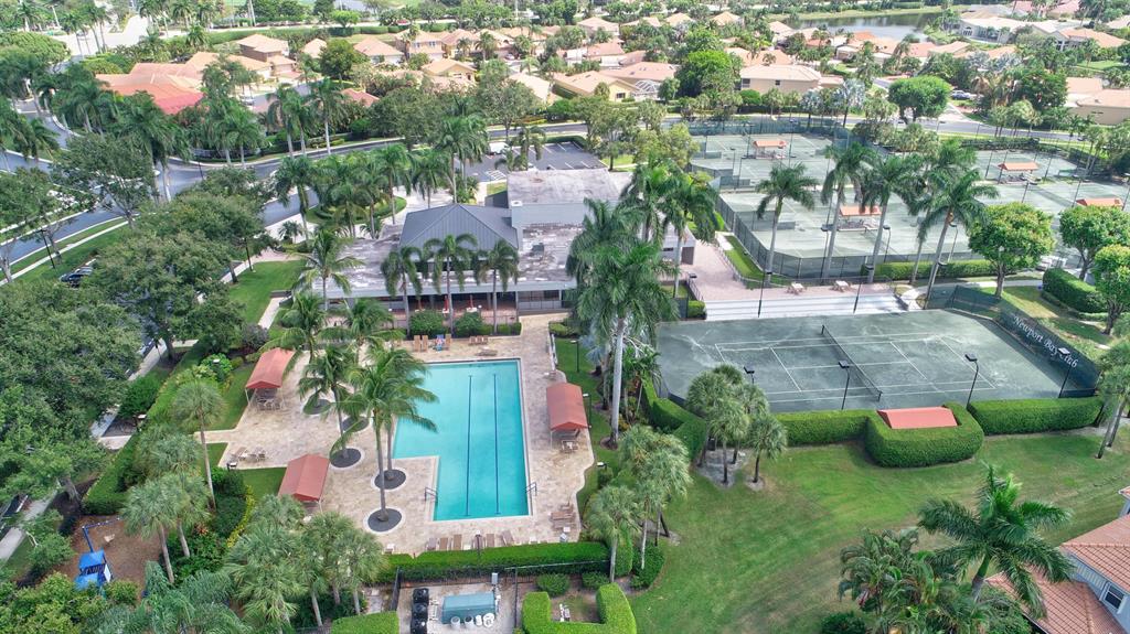 NEWPORT BAY CLUB - Residential