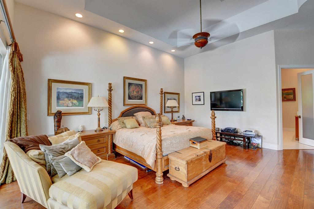 NEWPORT BAY CLUB - Residential