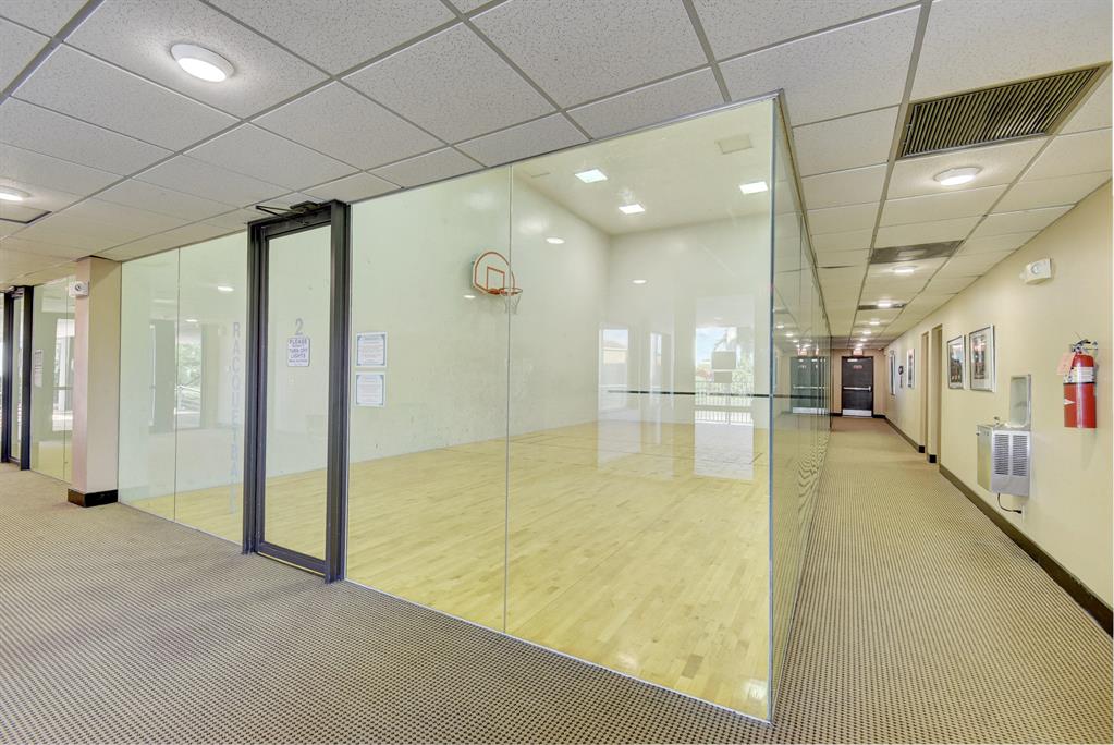 NEWPORT BAY CLUB - Residential