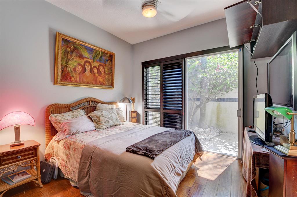 NEWPORT BAY CLUB - Residential