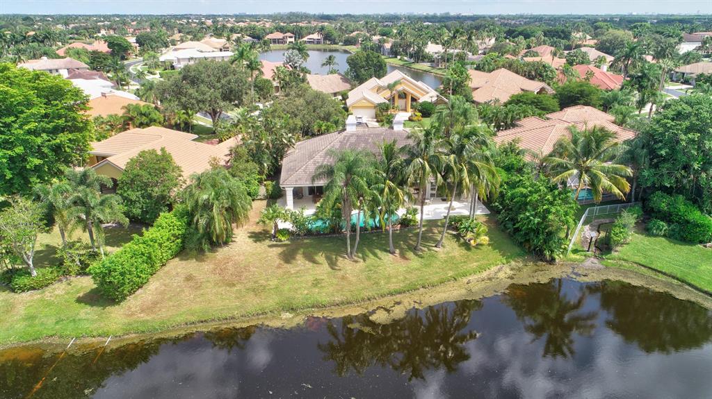 NEWPORT BAY CLUB - Residential