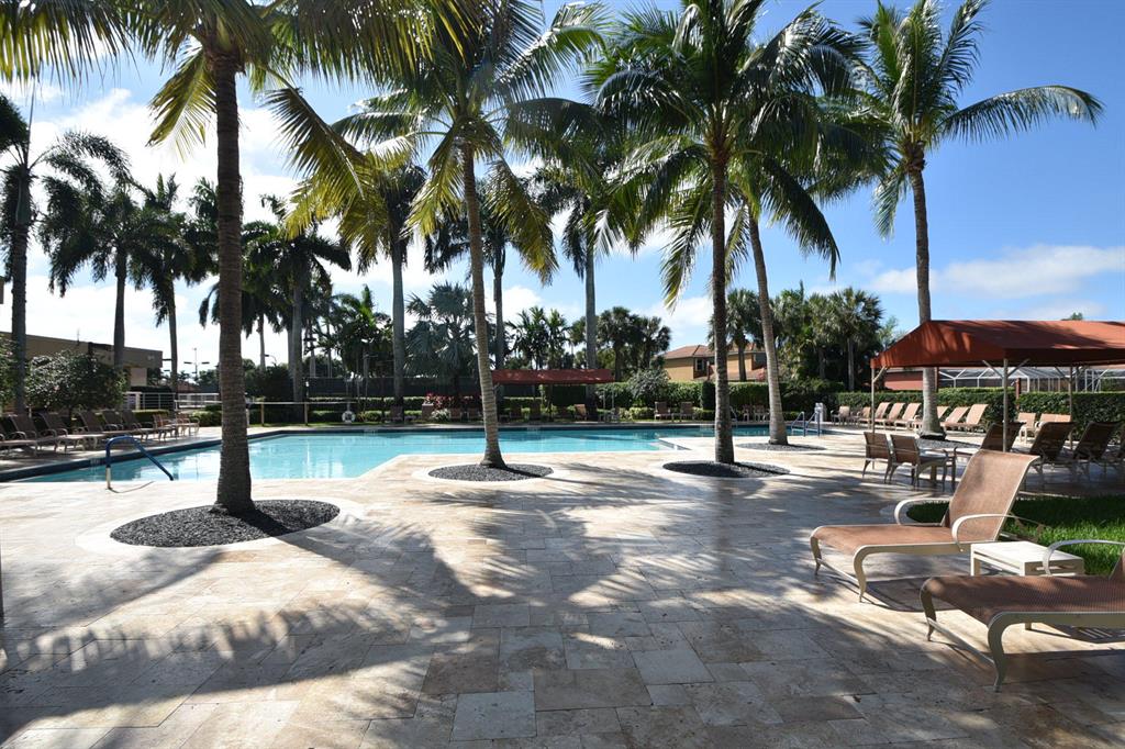 NEWPORT BAY CLUB - Residential