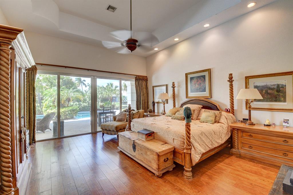 NEWPORT BAY CLUB - Residential