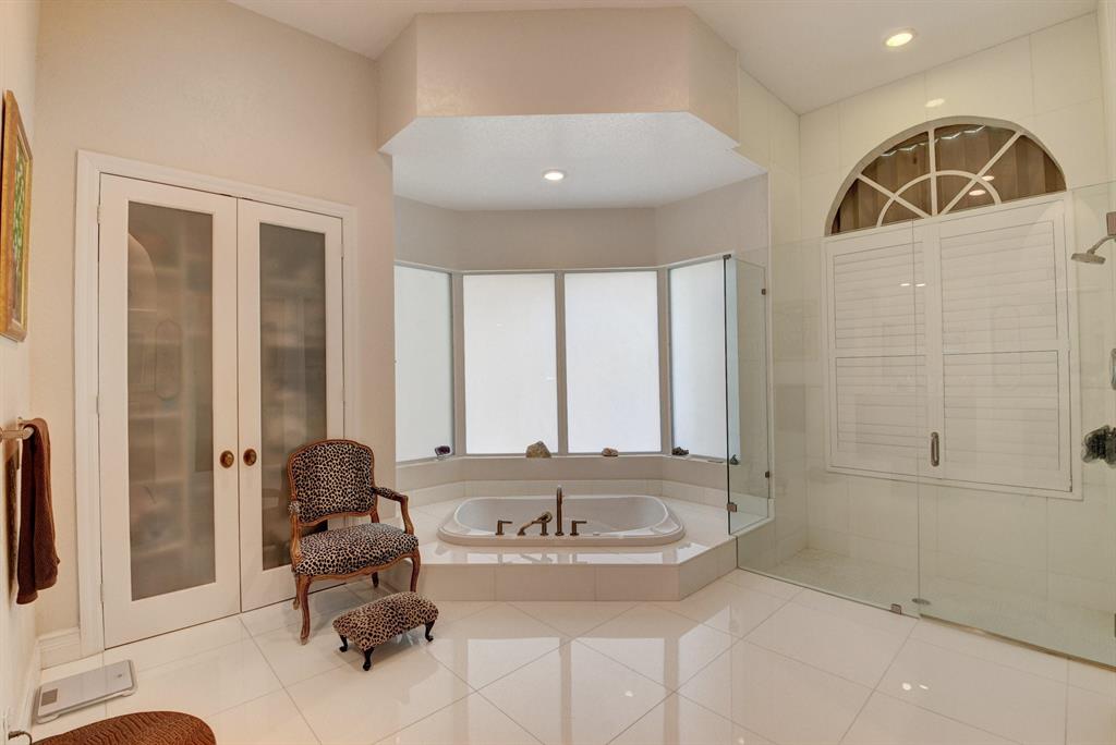 NEWPORT BAY CLUB - Residential