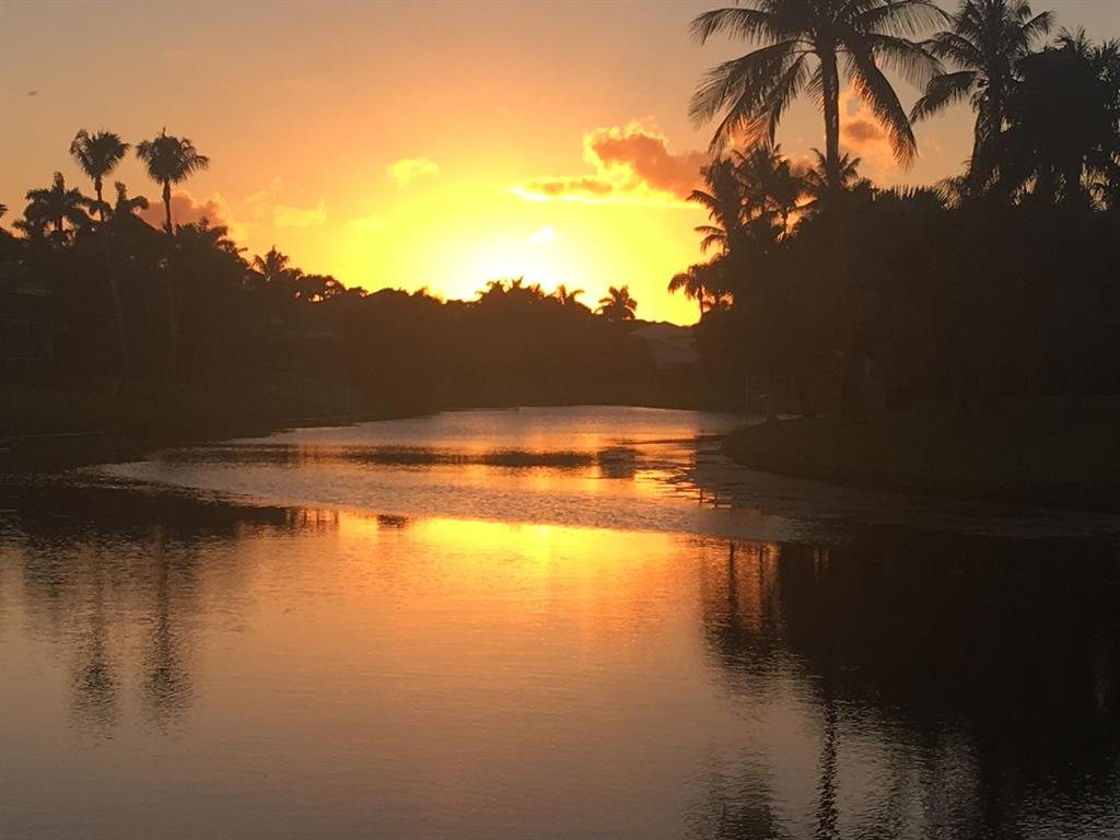 NEWPORT BAY CLUB - Residential