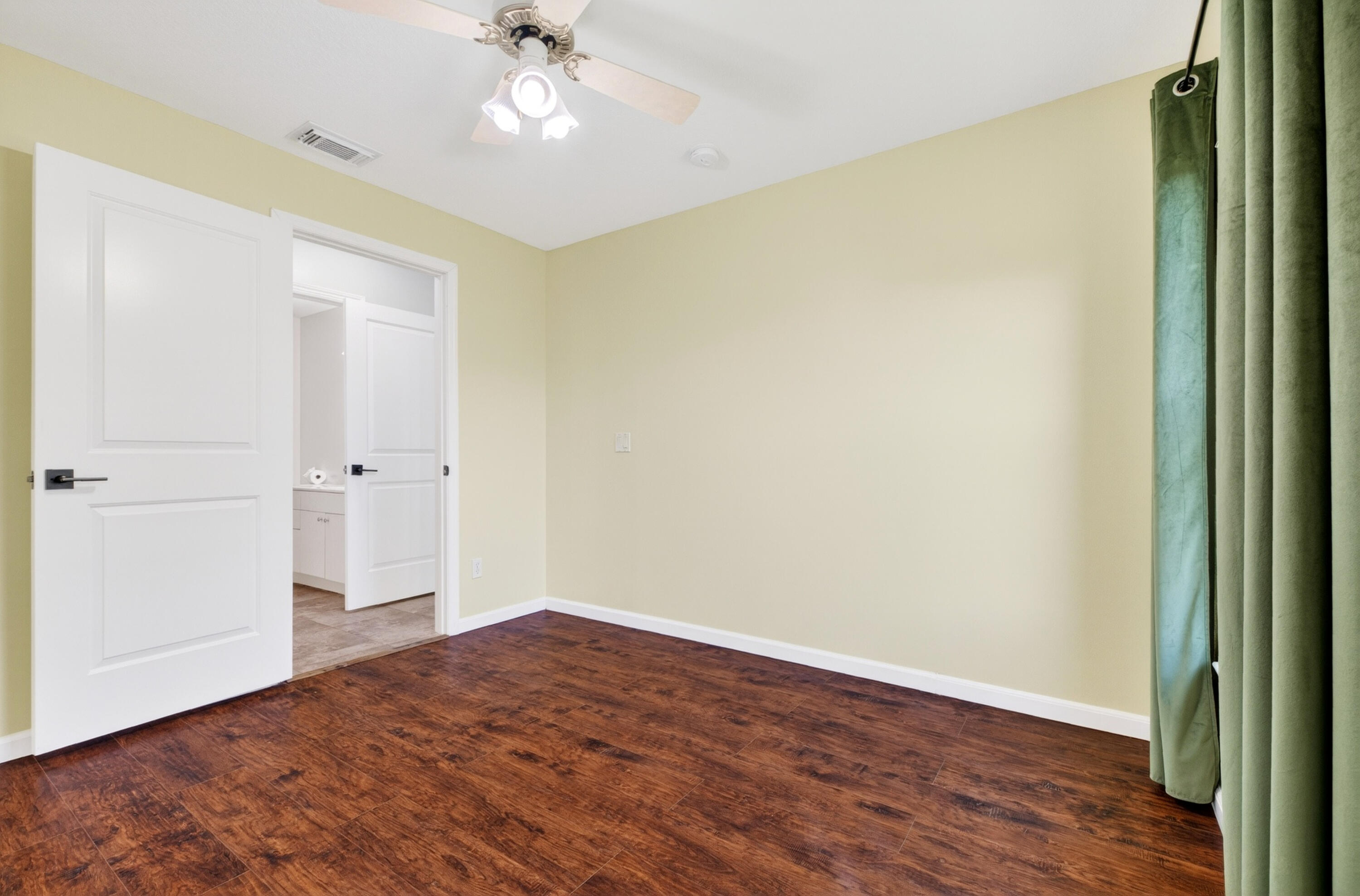 PORT ST LUCIE SECTION 33 - Residential