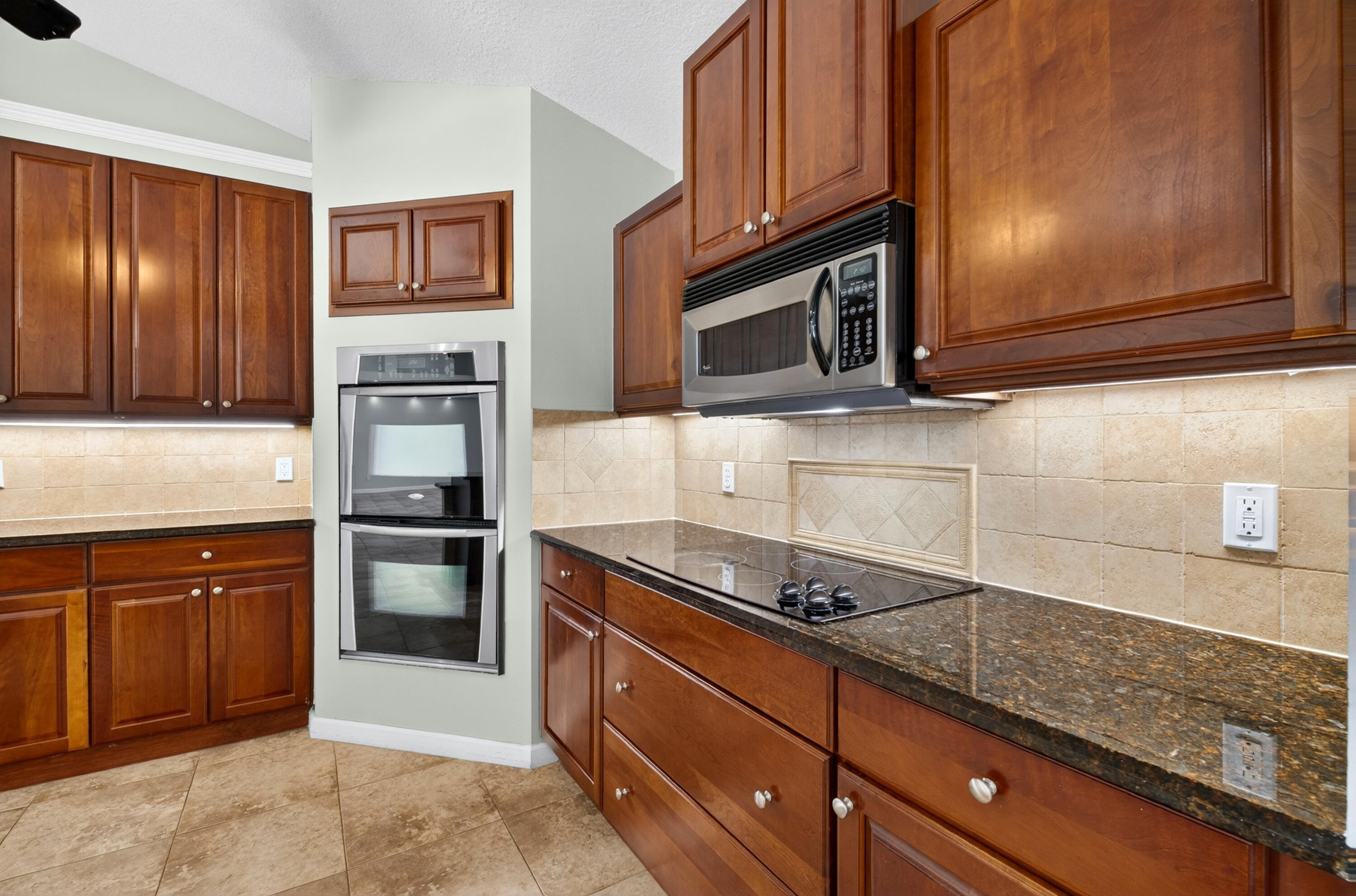 PORT ST LUCIE SECTION 33 - Residential