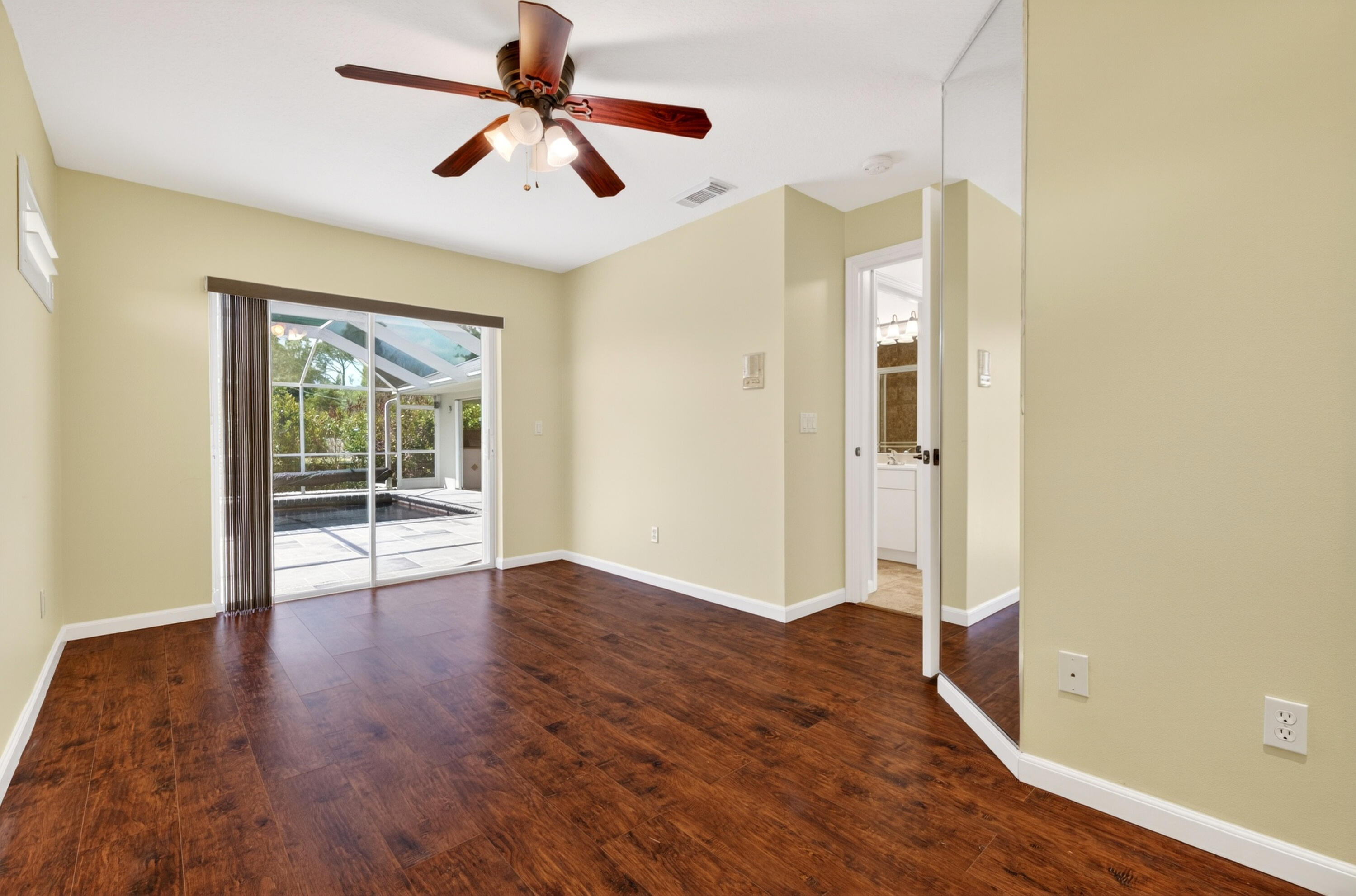 PORT ST LUCIE SECTION 33 - Residential